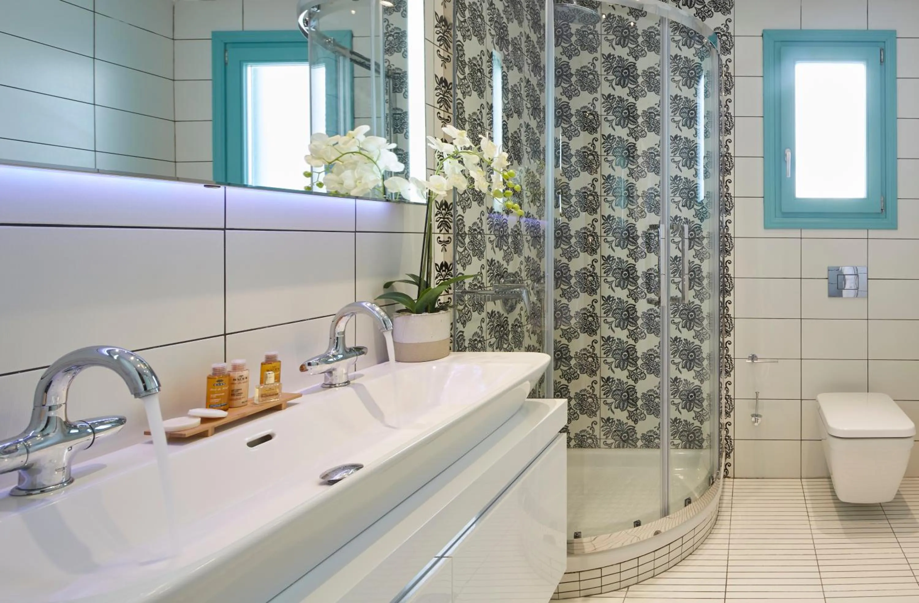 Time of day in Almyriki Beach Villa