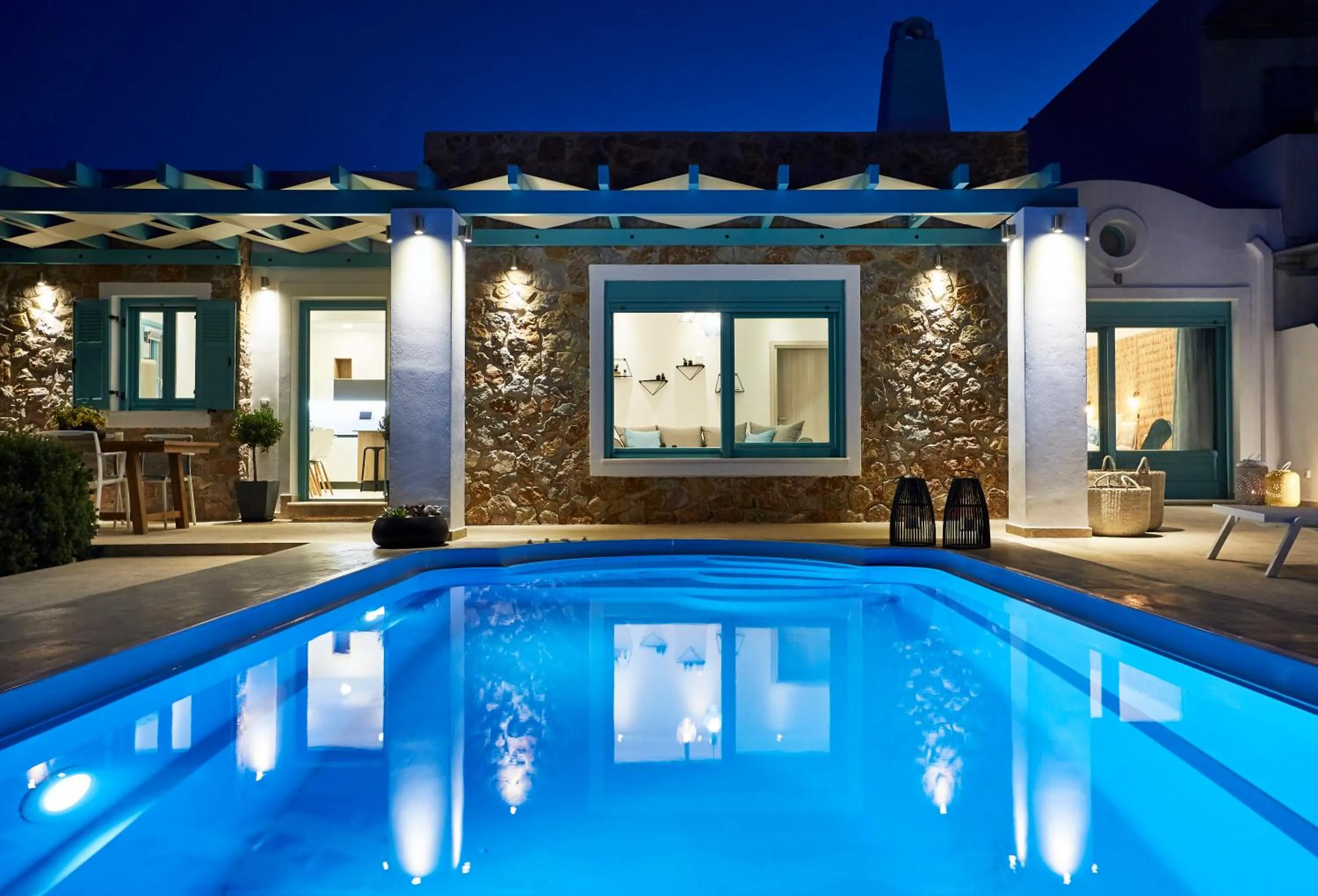 Time of day in Almyriki Beach Villa