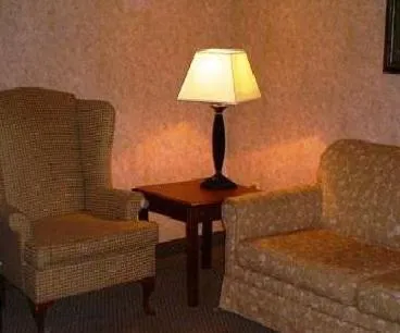 Living room, Seating Area in Country Inn & Suites by Radisson, Somerset, KY