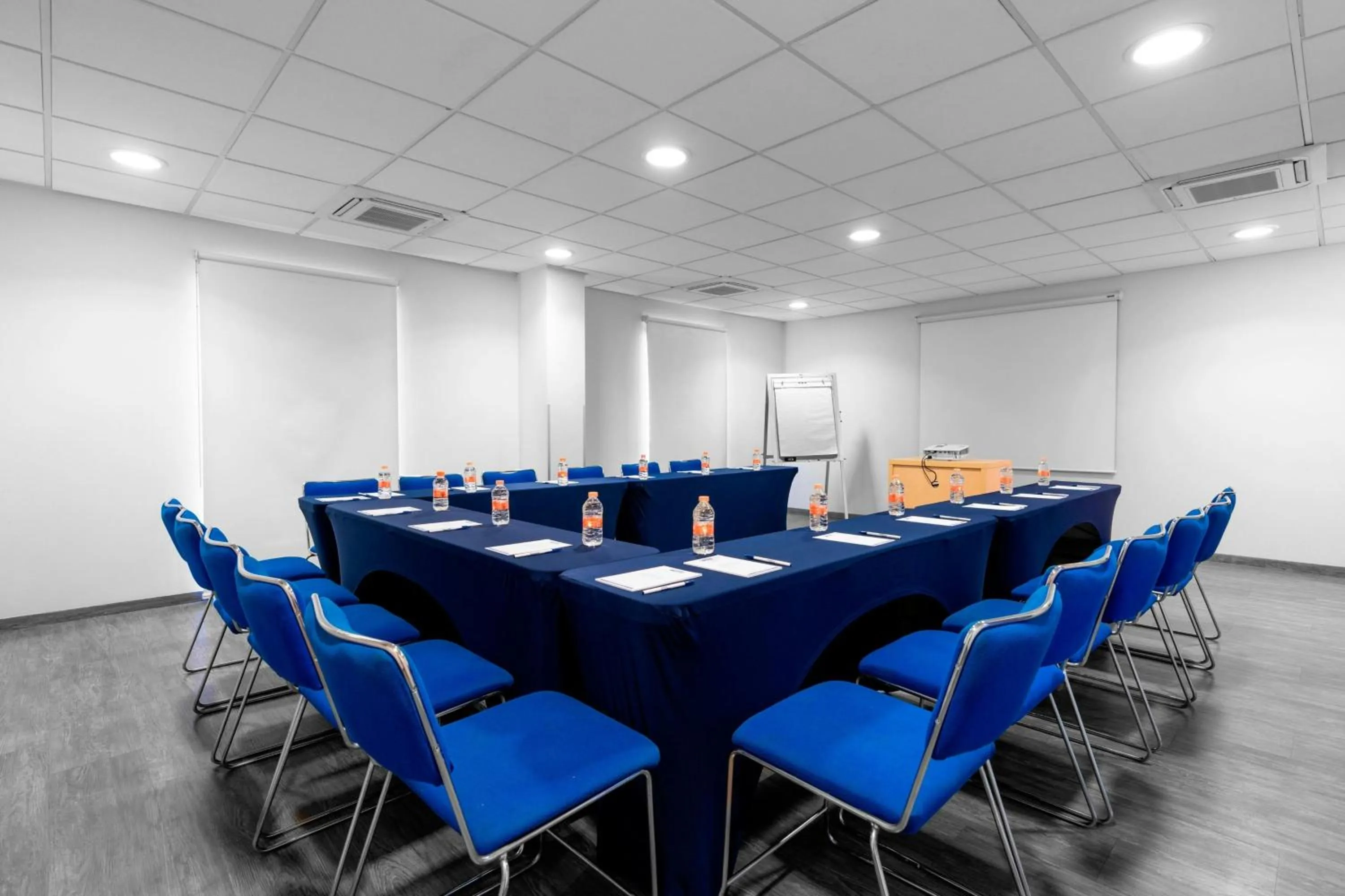 Meeting/conference room in City Express by Marriott Aguascalientes Sur