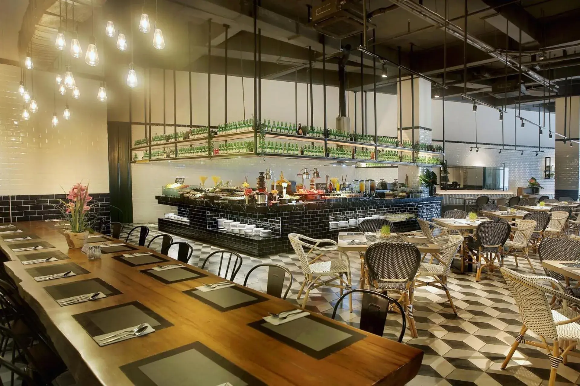 Restaurant/places to eat in The Zuri Hotel Palembang Restaurant/places to eat in The Zuri Hotel Palembang