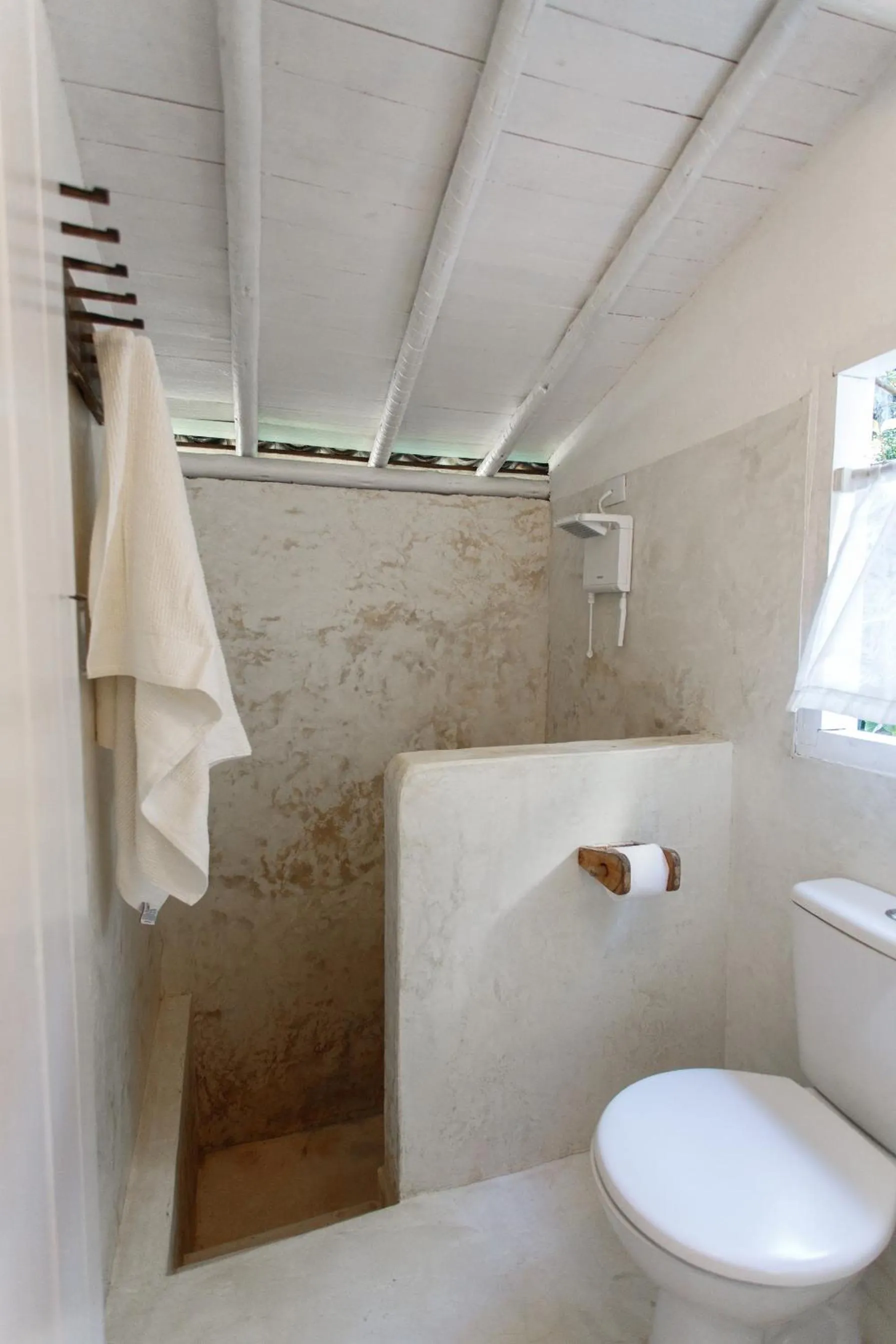 Shower in Pousada Lagoa