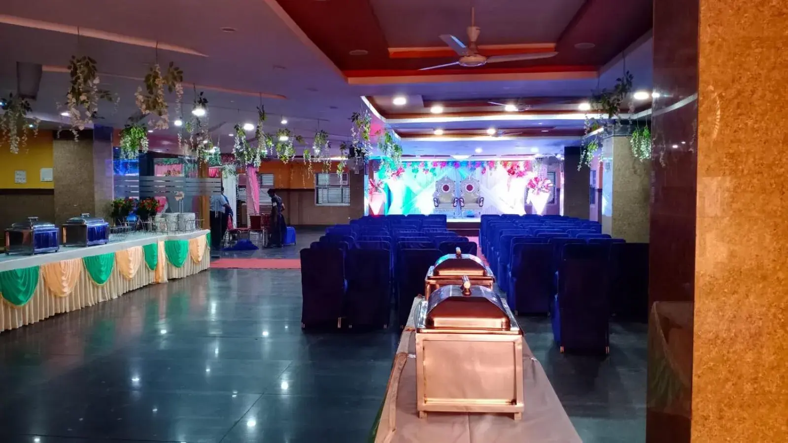 Property building in Hotel Metro Inn Property building in Hotel Metro Inn