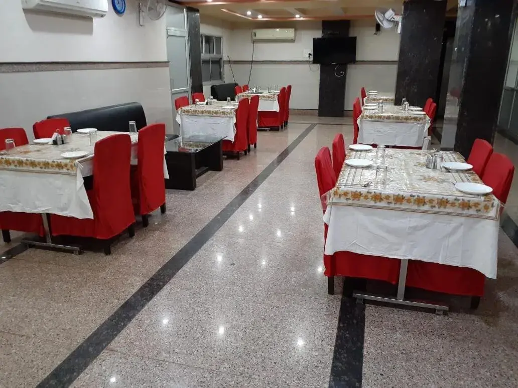 Restaurant/places to eat in Hotel Metro Inn Restaurant/places to eat in Hotel Metro Inn