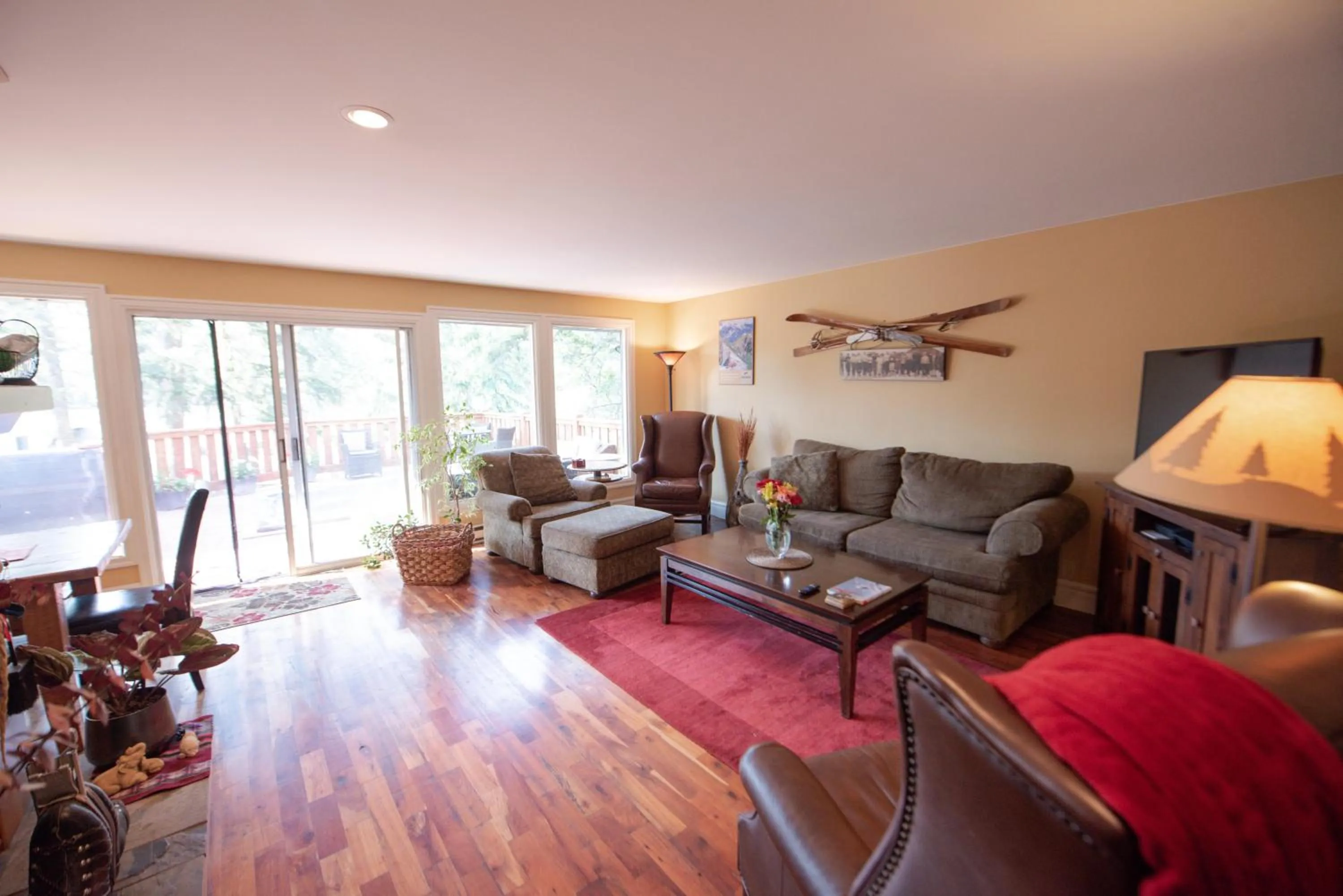 Living room in Auberge Kicking Horse Guest House