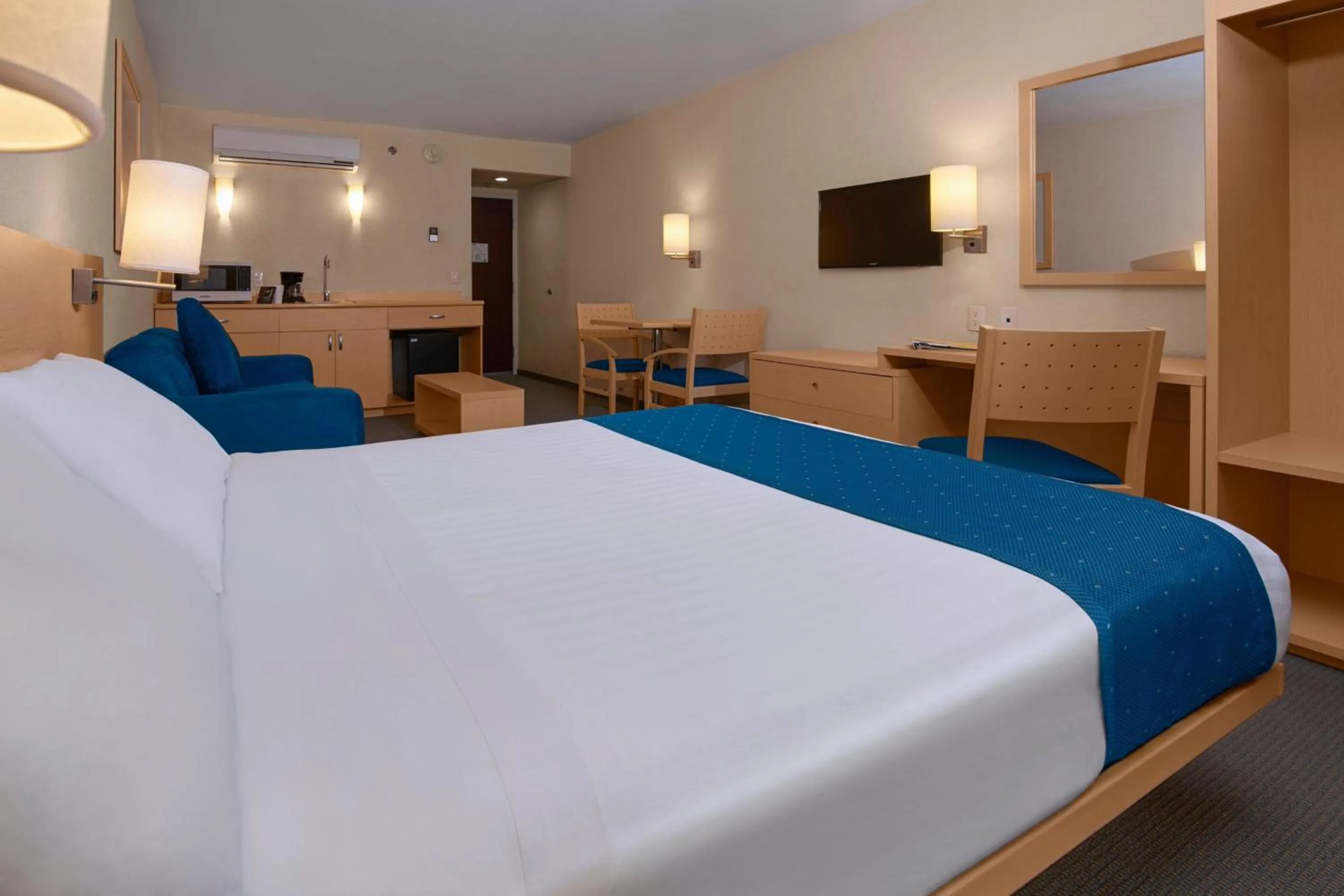 Bedroom, Bed in City Express by Marriott Puebla FINSA
