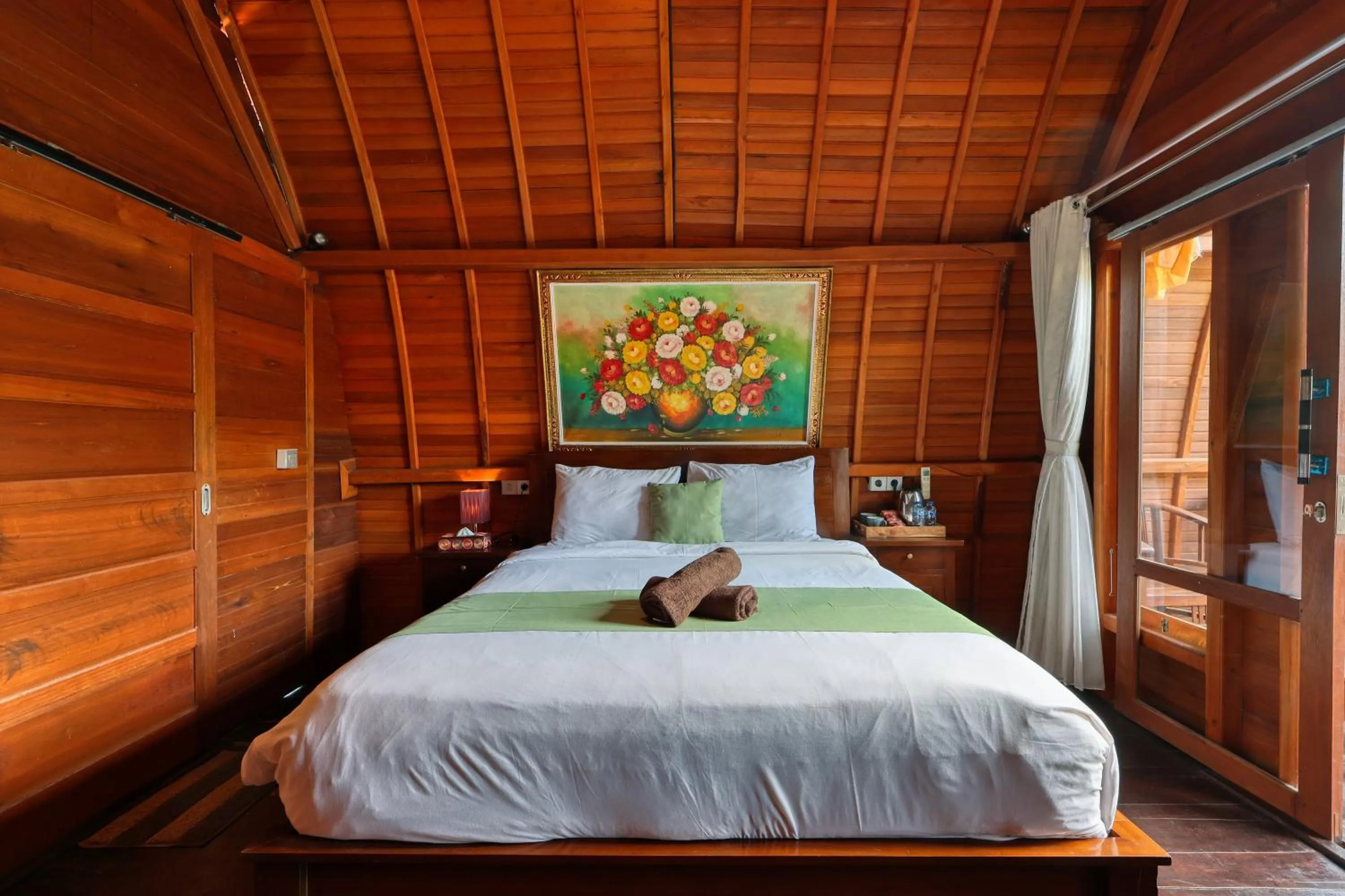 Bed in Adi Bungalow Nusa Penida
