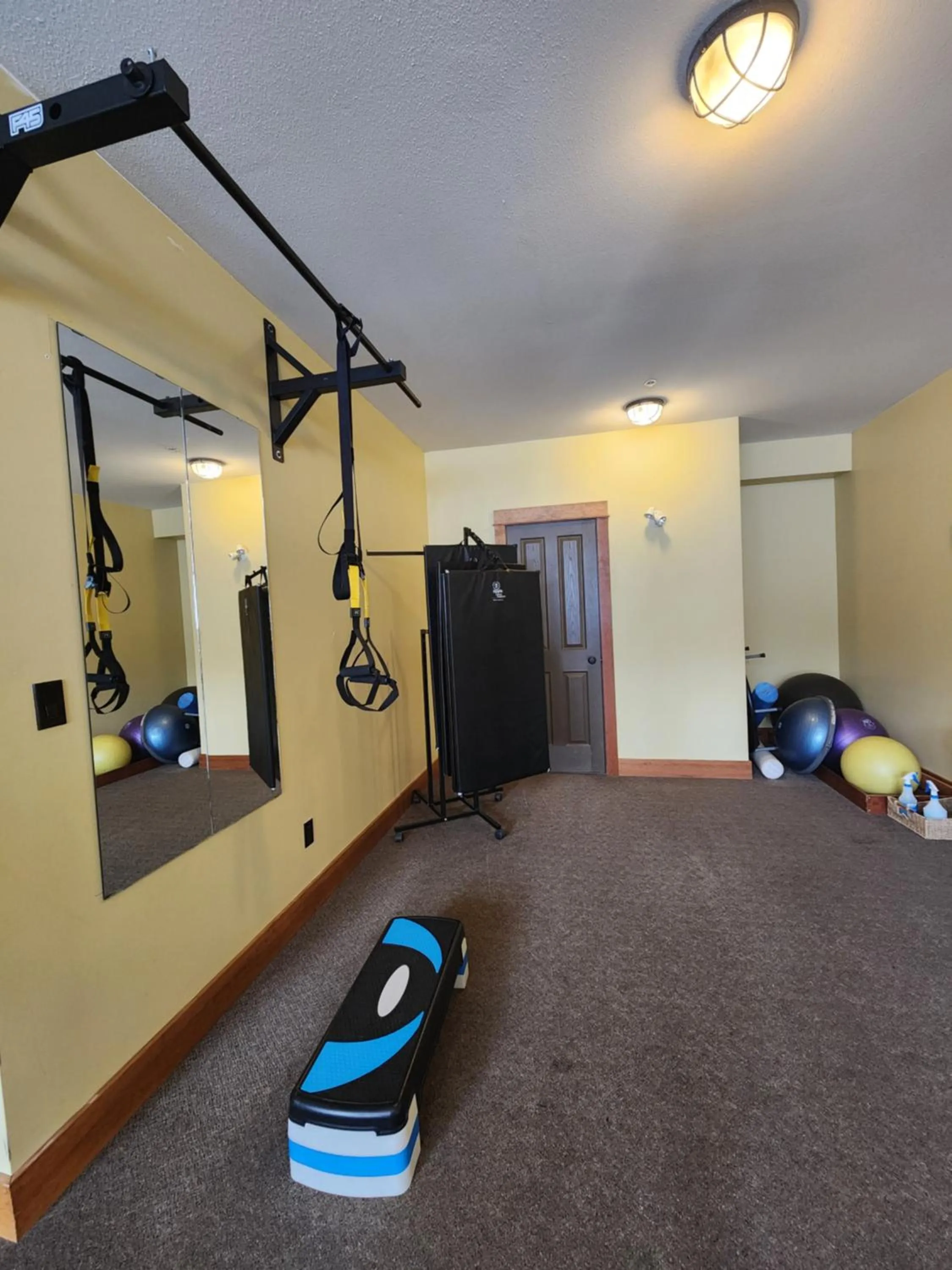 Timberline Lodges by Fernie Lodging Co