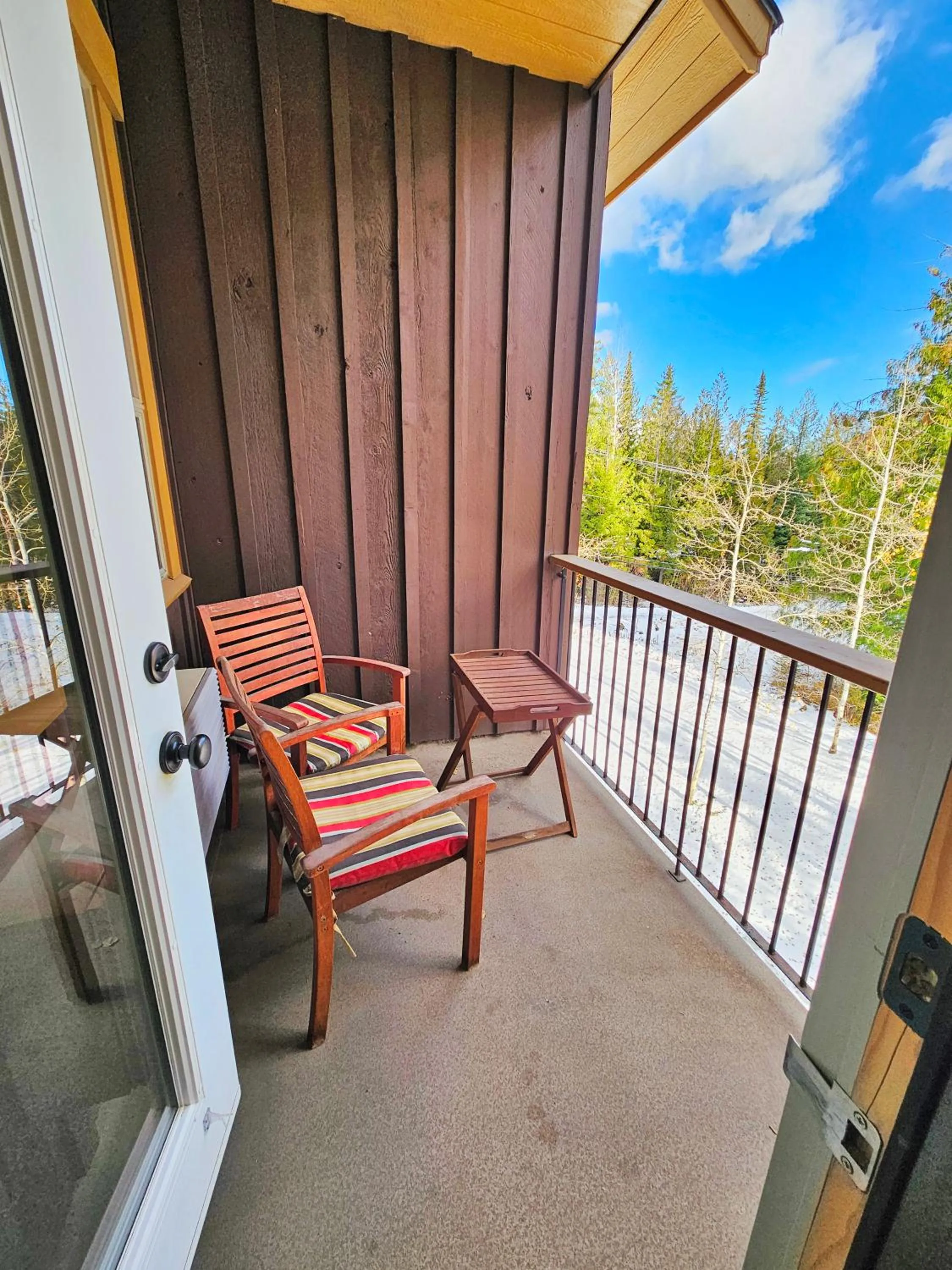 Timberline Lodges by Fernie Lodging Co