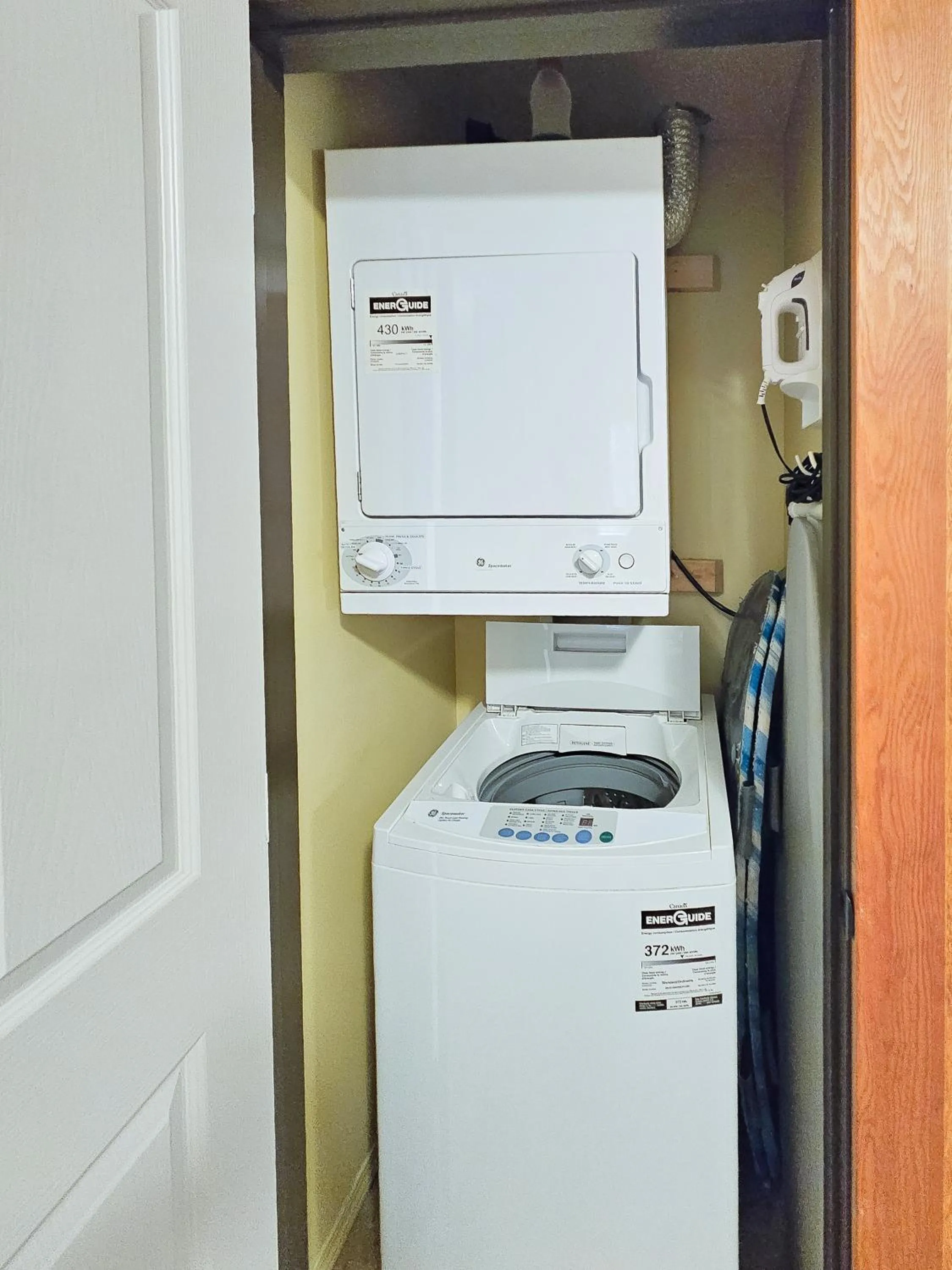 Timberline Lodges by Fernie Lodging Co