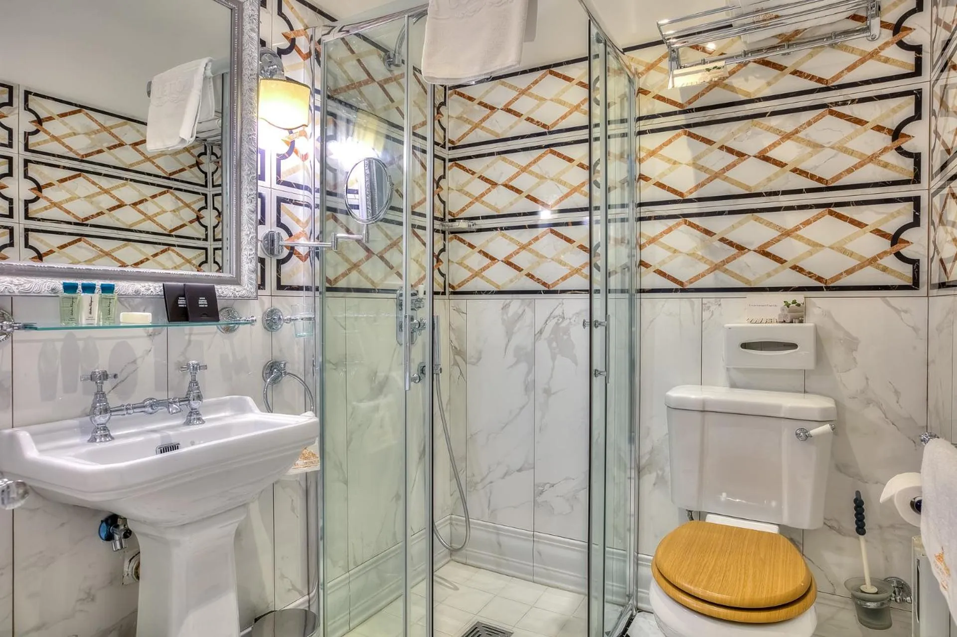 ABA LUXURY B E B Nice