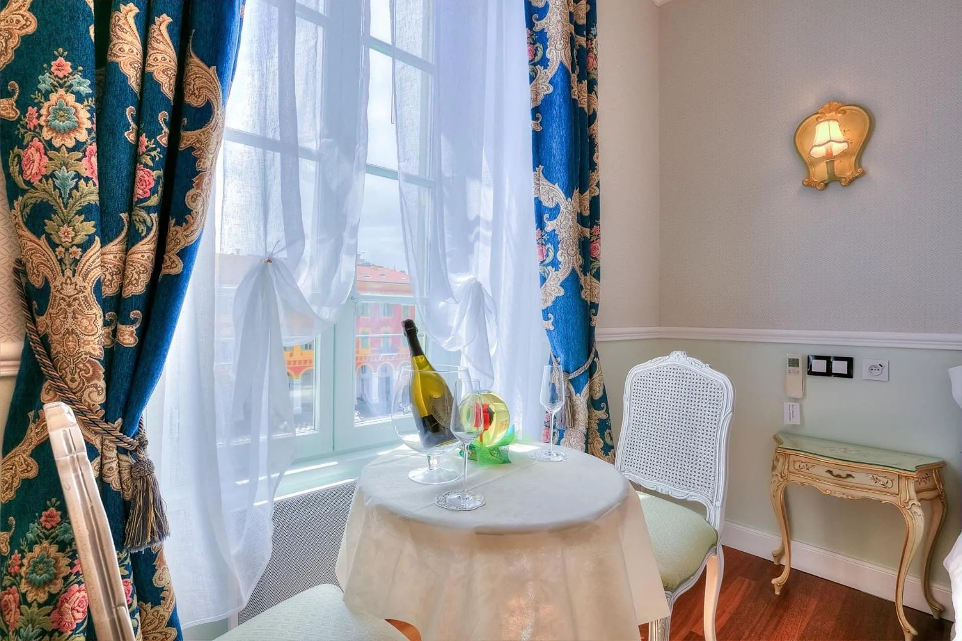 ABA LUXURY B E B Nice