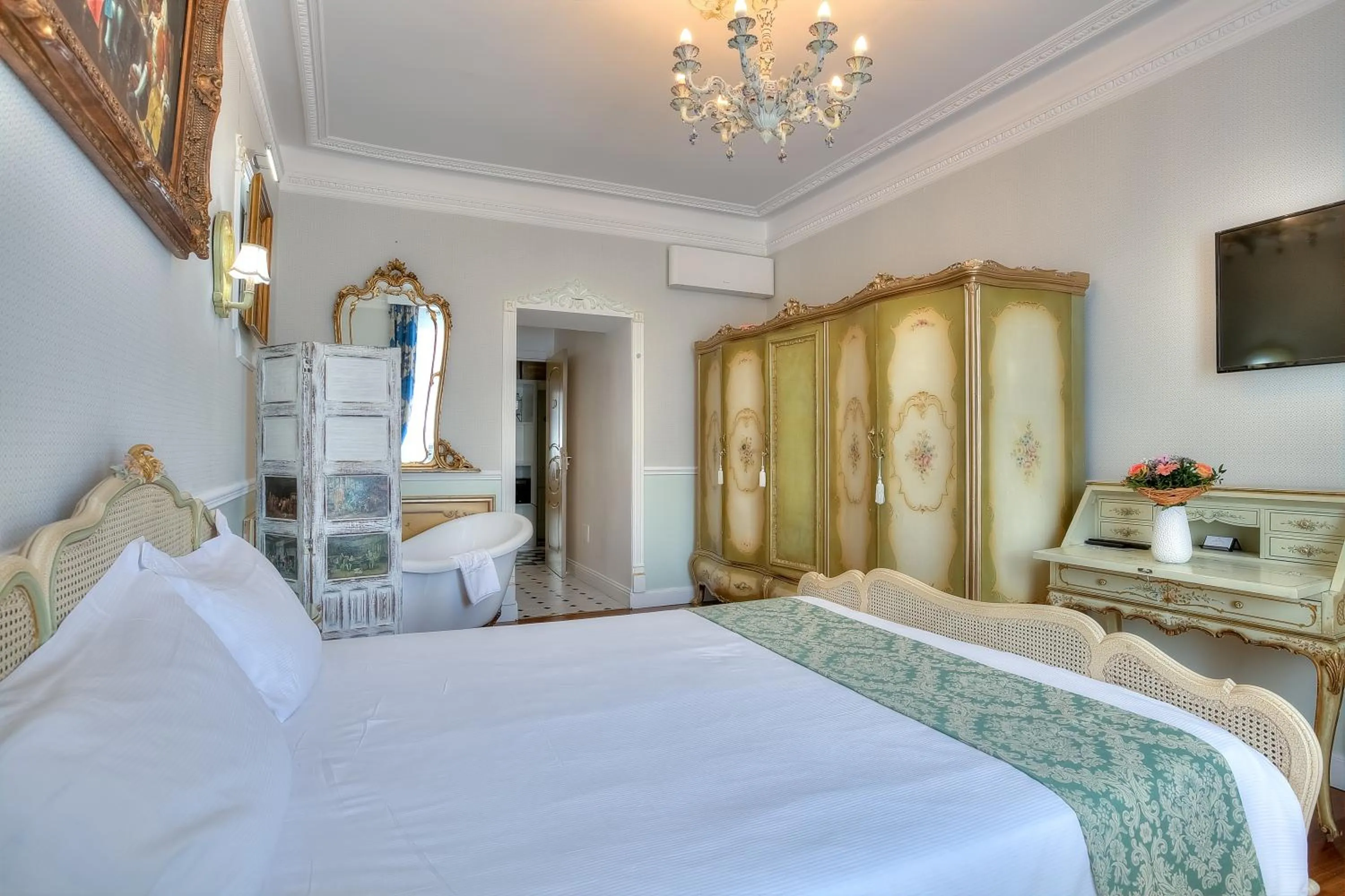 ABA LUXURY B E B Nice