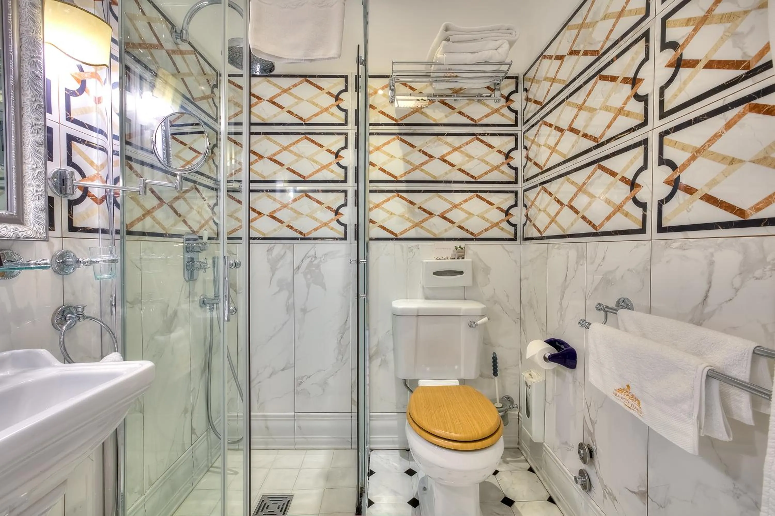 ABA LUXURY B E B Nice