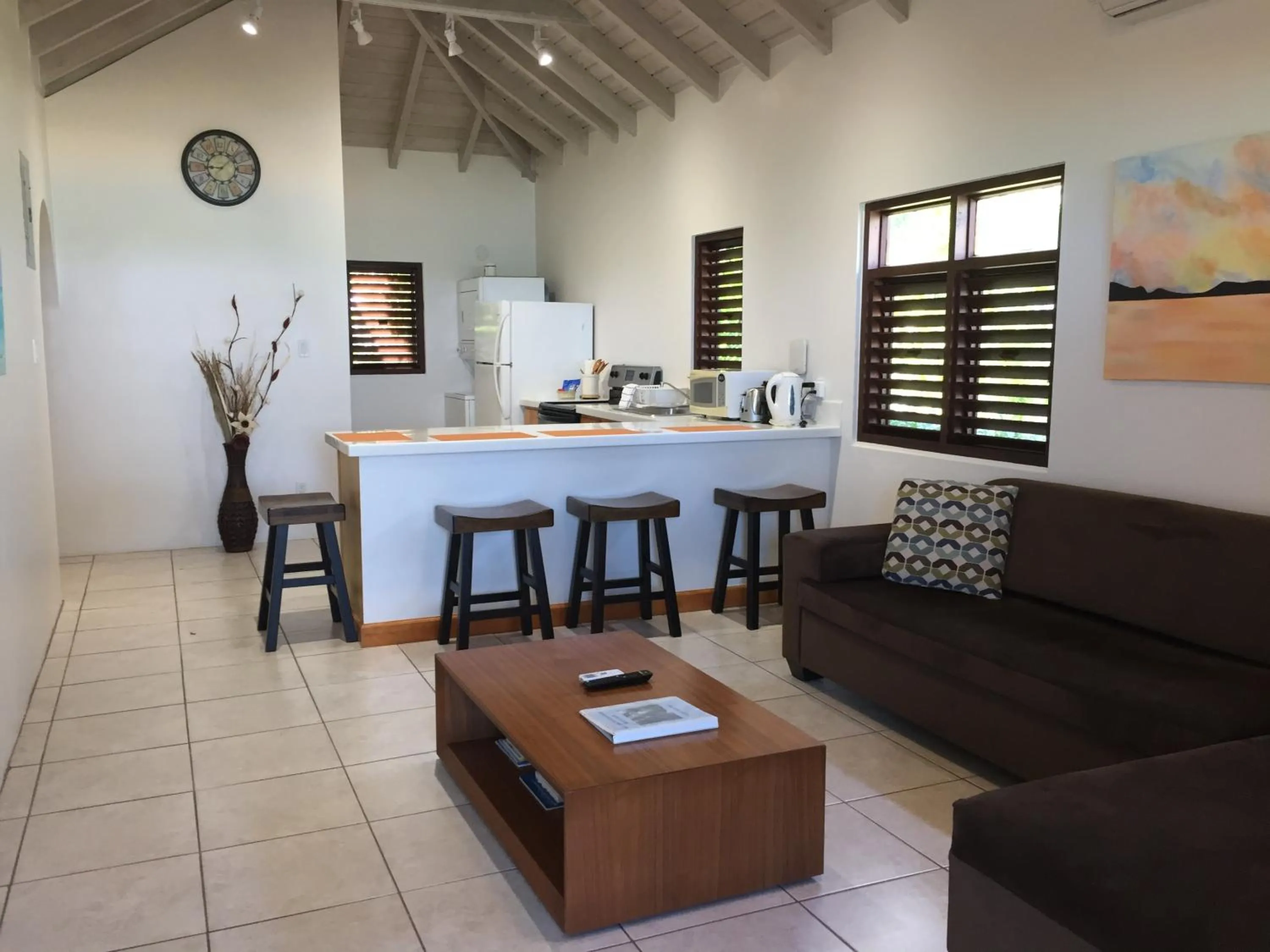 Photo of the whole room in Buccaneer Beach Club