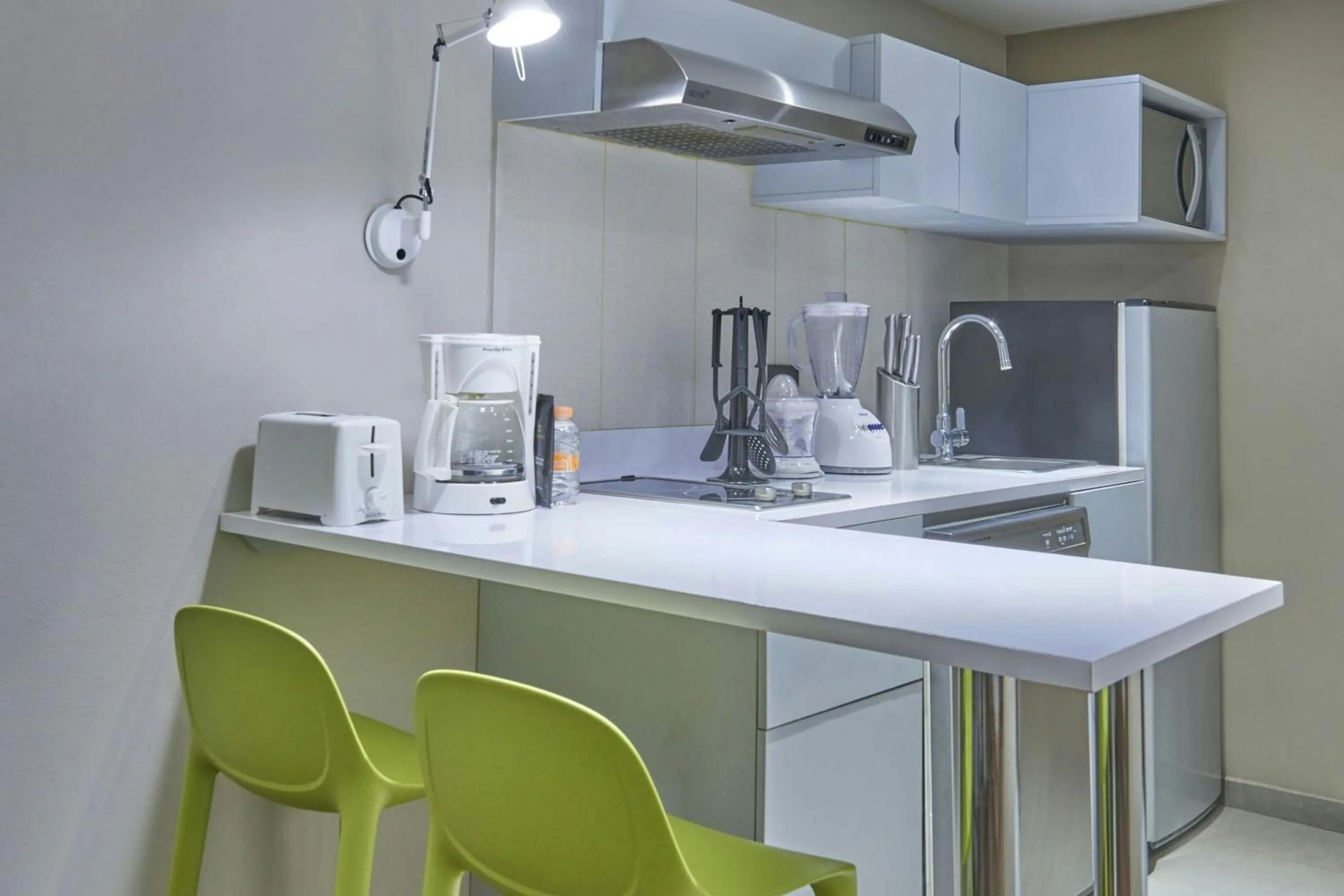 Kitchen or kitchenette in City Express by Marriott Playa del Carmen