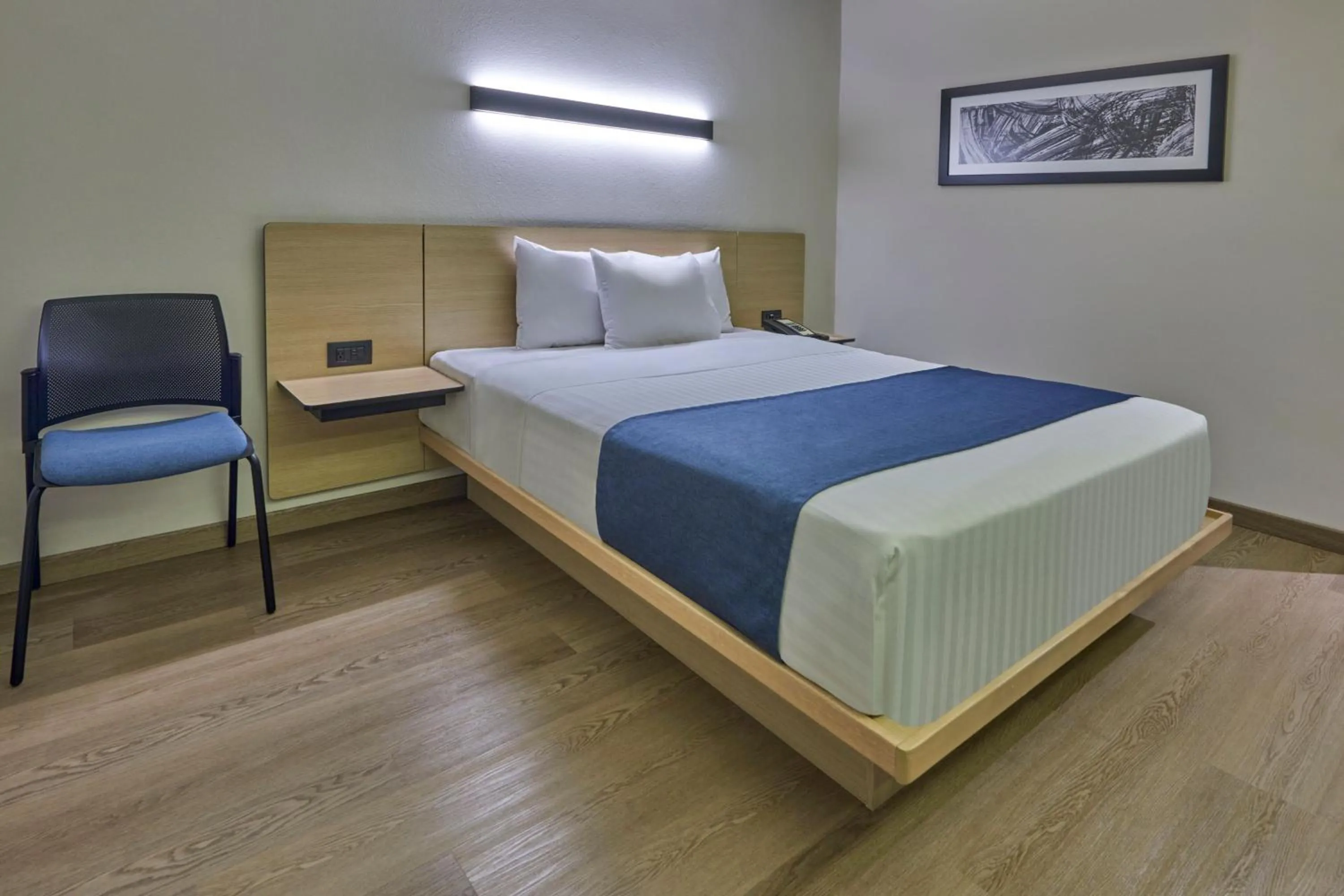 Bedroom, Bed in City Express by Marriott Playa del Carmen