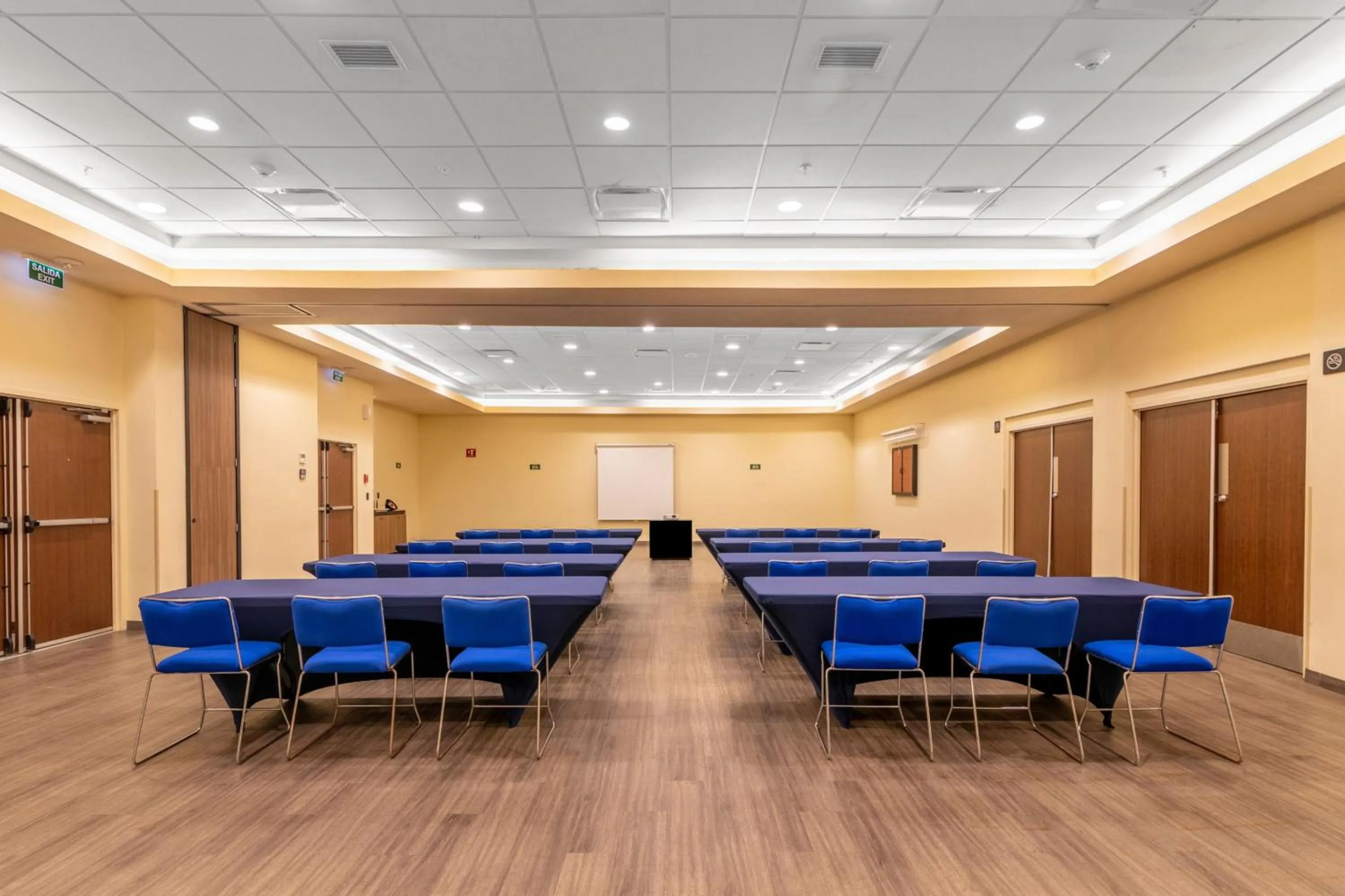 Meeting/conference room in City Express by Marriott Playa del Carmen