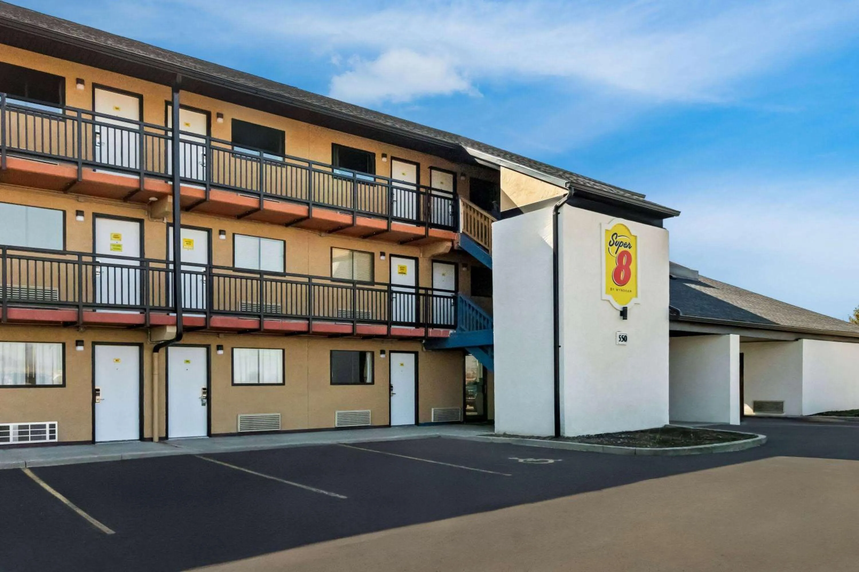 Property building in Super 8 by Wyndham Vandalia/Dayton International Airport