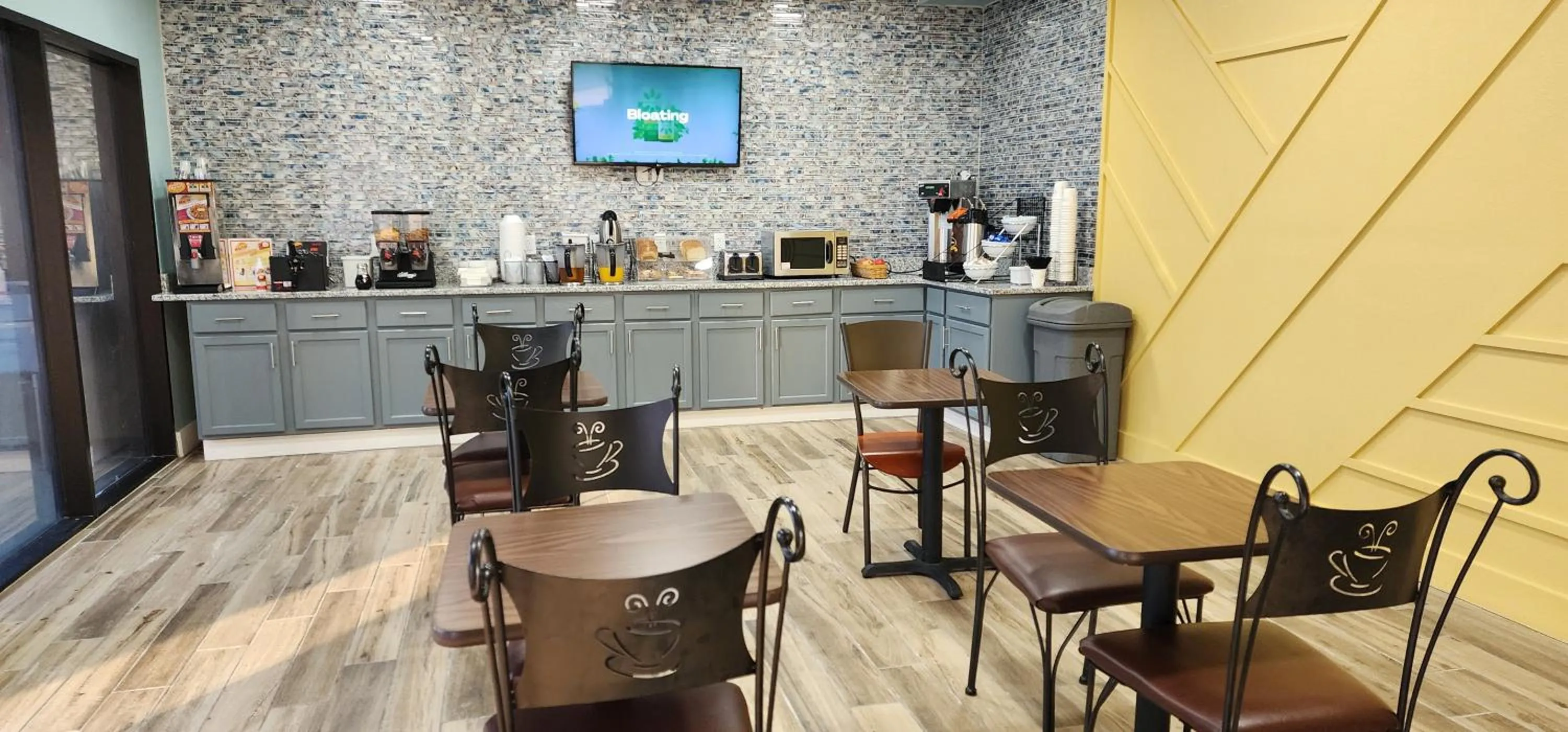 Breakfast in Super 8 by Wyndham Vandalia/Dayton International Airport