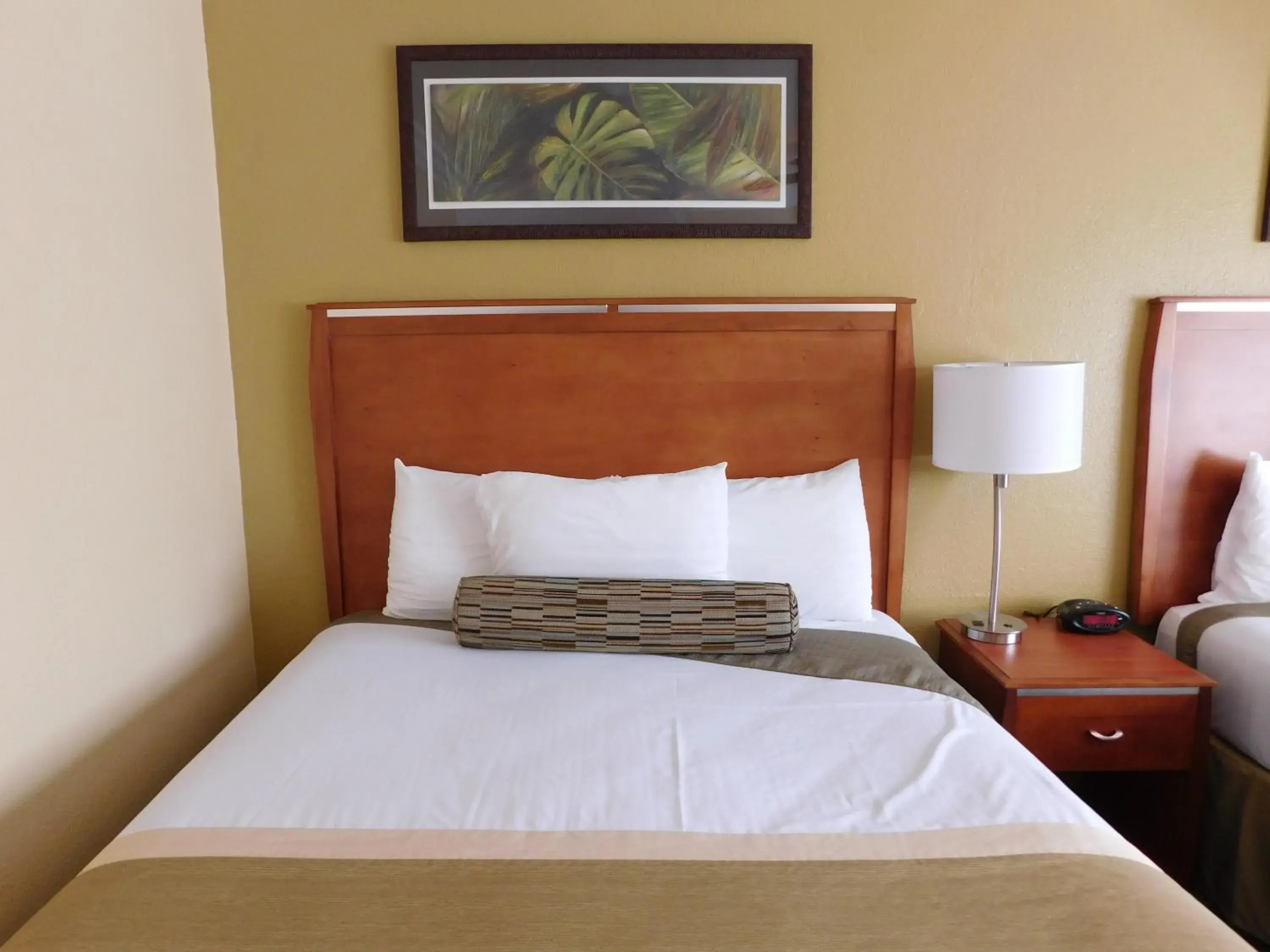 Bed in Deer Haven Inn Bed in Deer Haven Inn