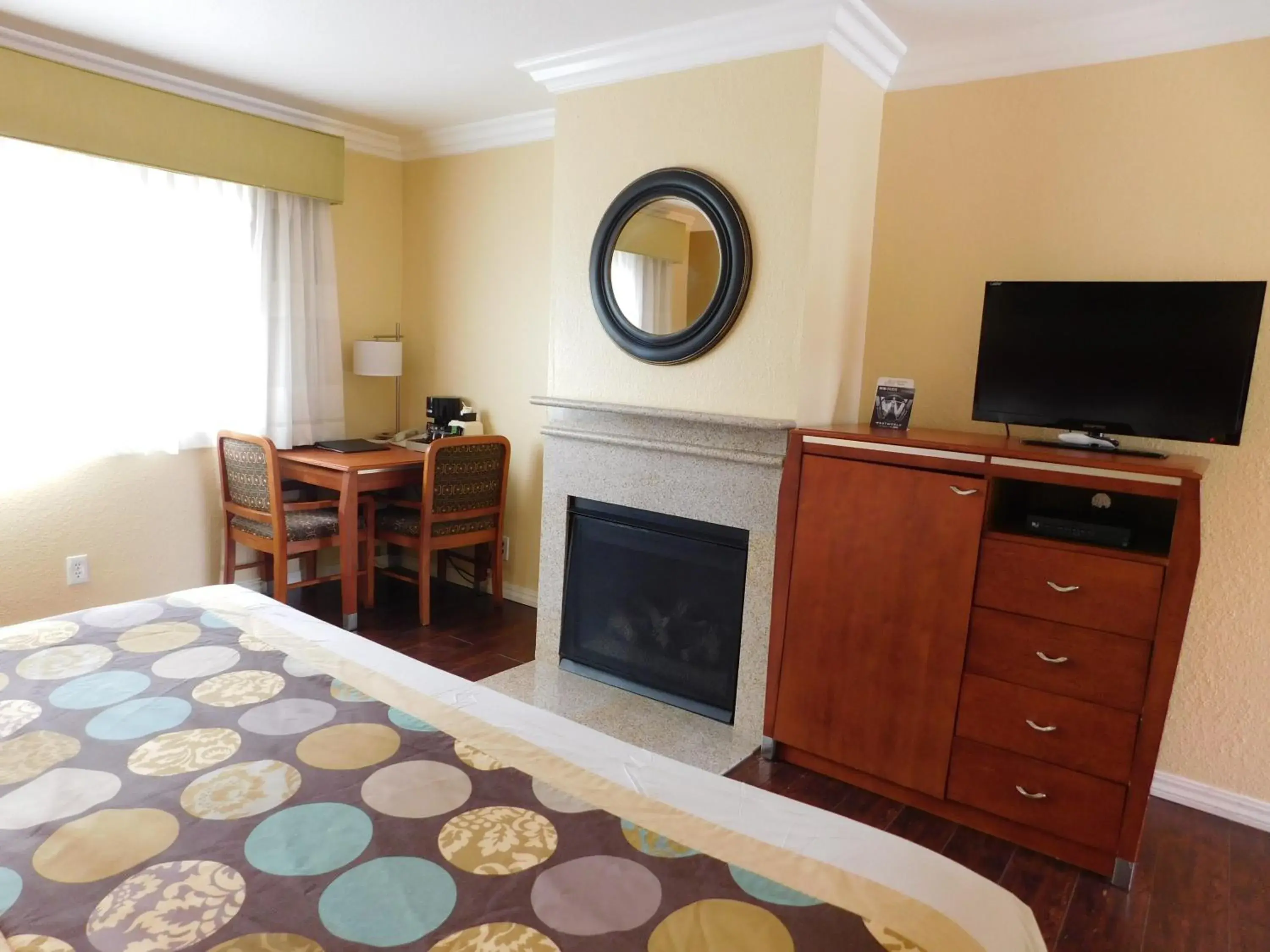 Area and facilities, Bed in Deer Haven Inn Area and facilities, Bed in Deer Haven Inn