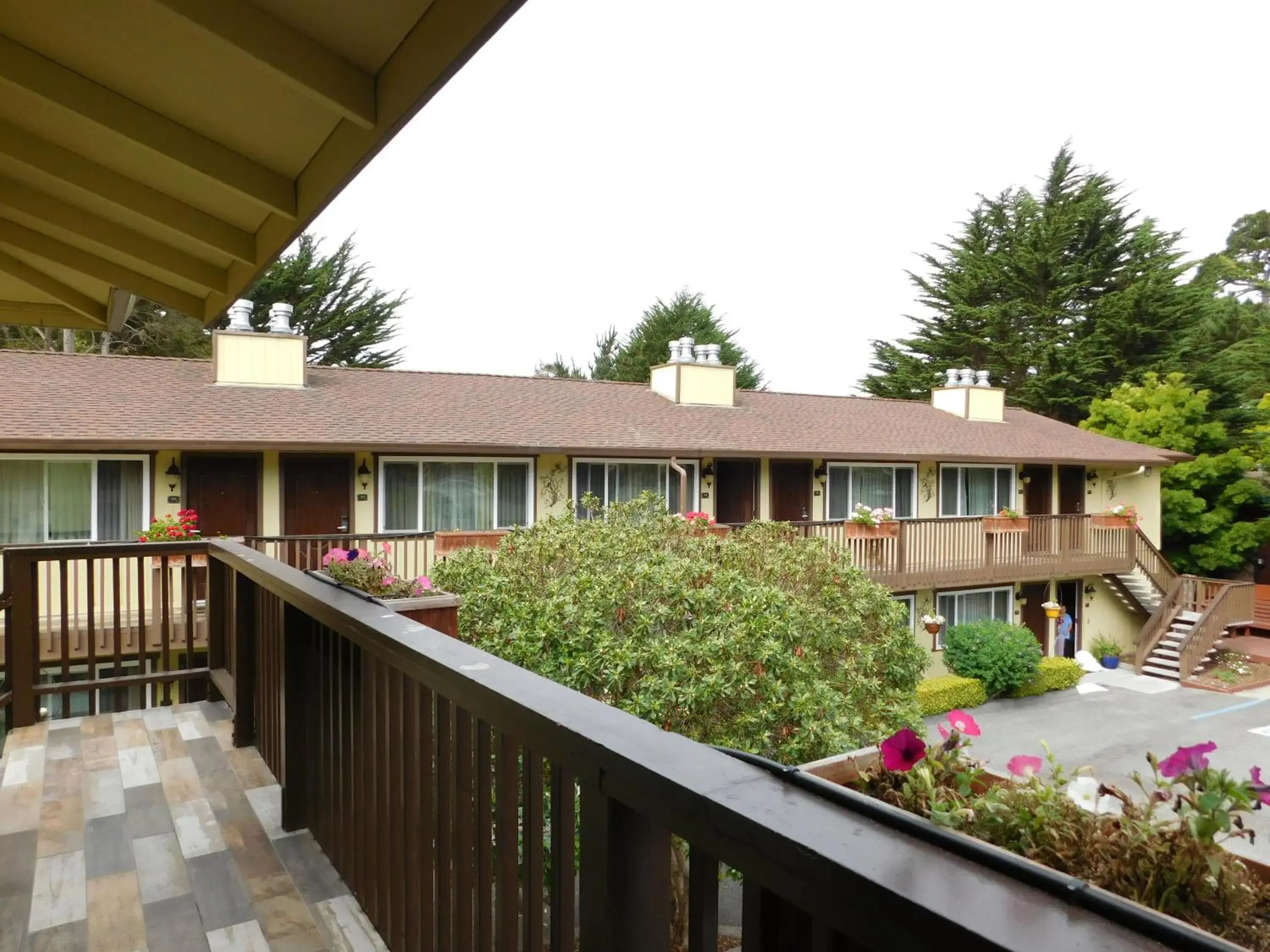 Property building in Deer Haven Inn Property building in Deer Haven Inn