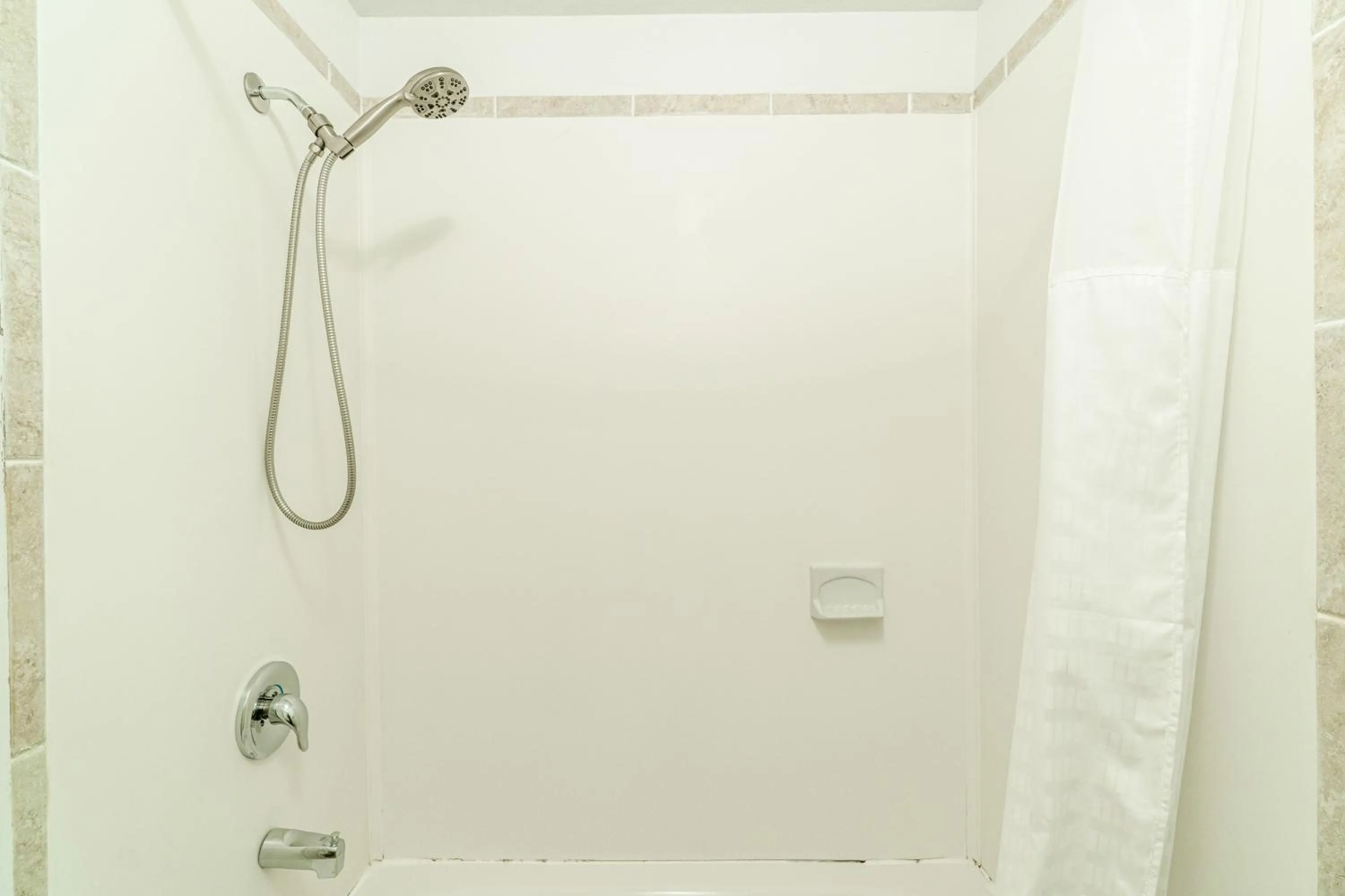 Bathroom in Hotel O Longhorn Boise City OK