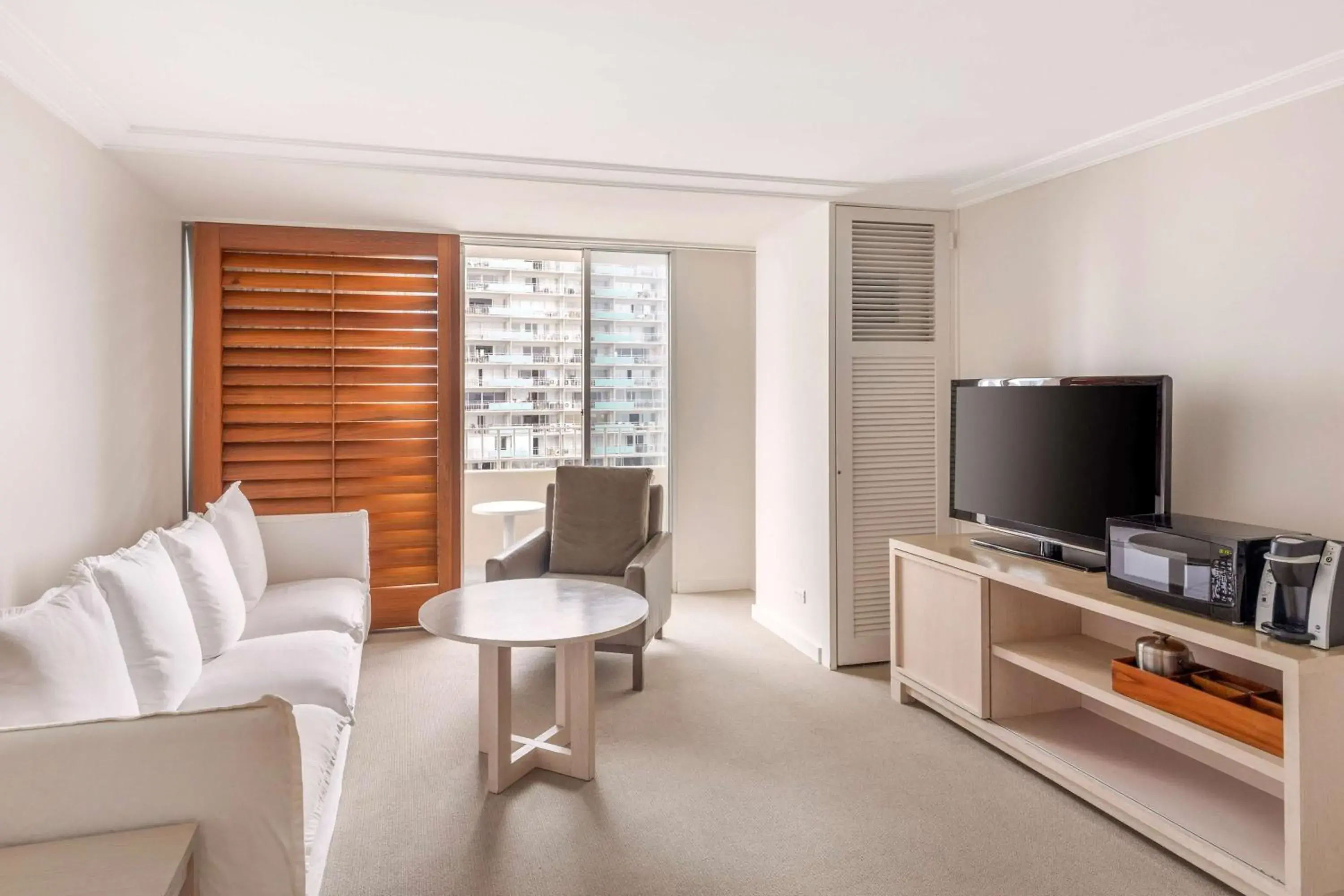 Living room in Hilton Vacation Club The Modern Honolulu Living room in Hilton Vacation Club The Modern Honolulu