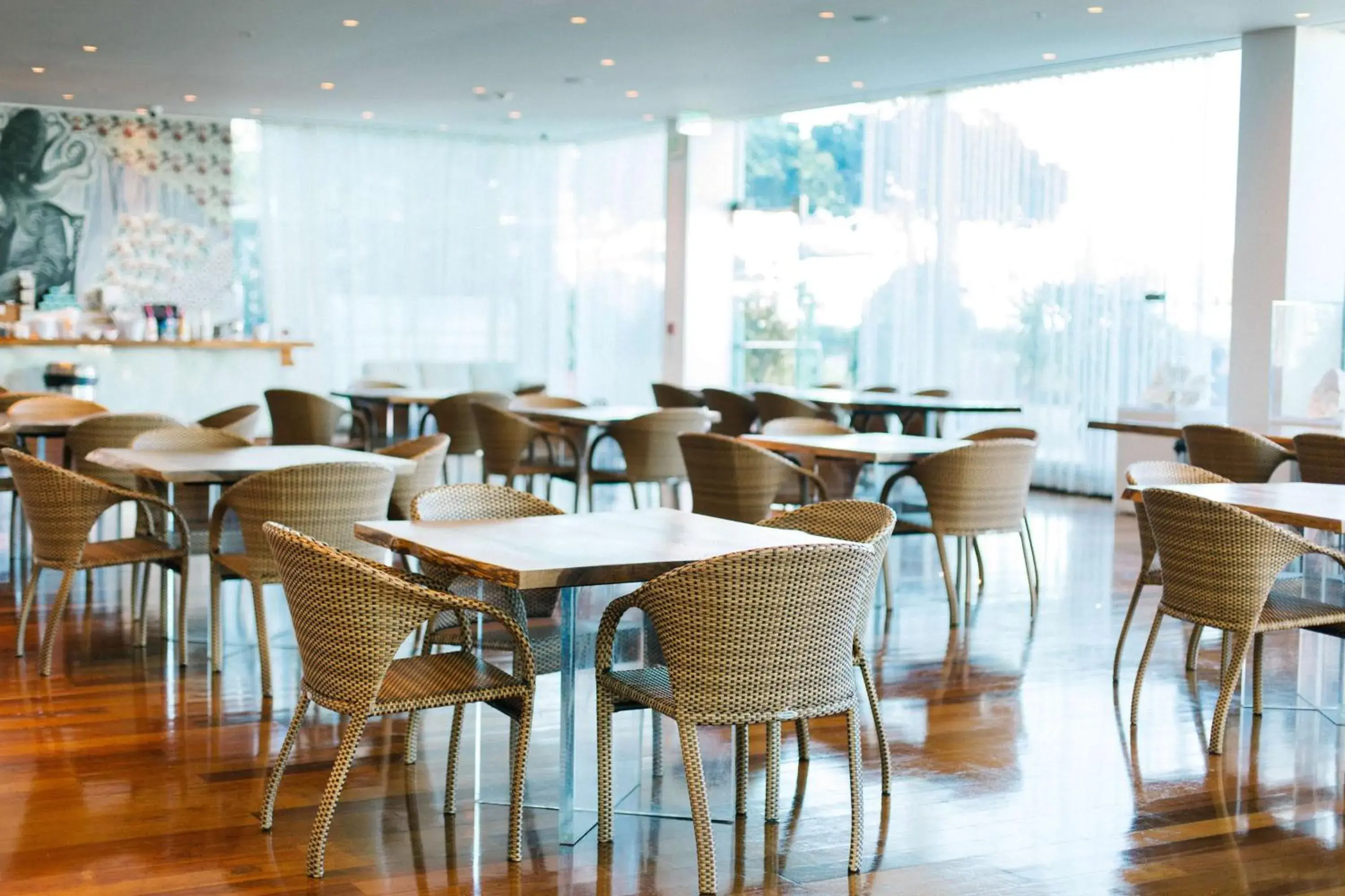 Restaurant/places to eat in Hilton Vacation Club The Modern Honolulu Restaurant/places to eat in Hilton Vacation Club The Modern Honolulu