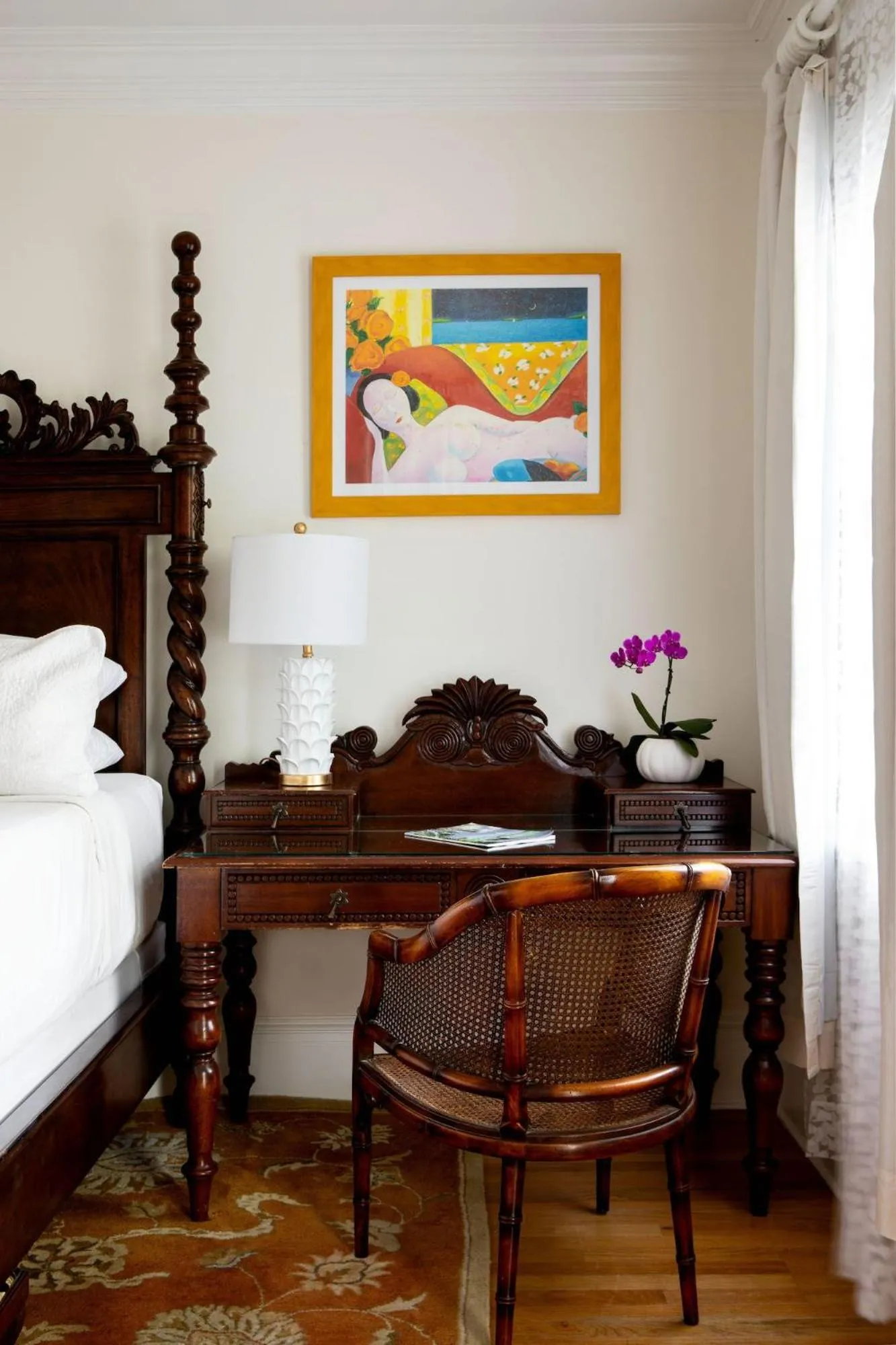 Bedroom, Bed in The Gardens Hotel