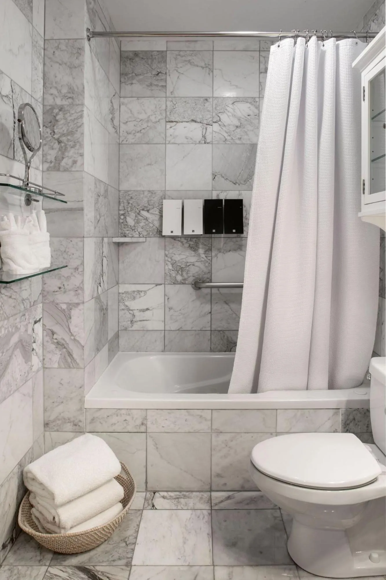 Bathroom in The Gardens Hotel