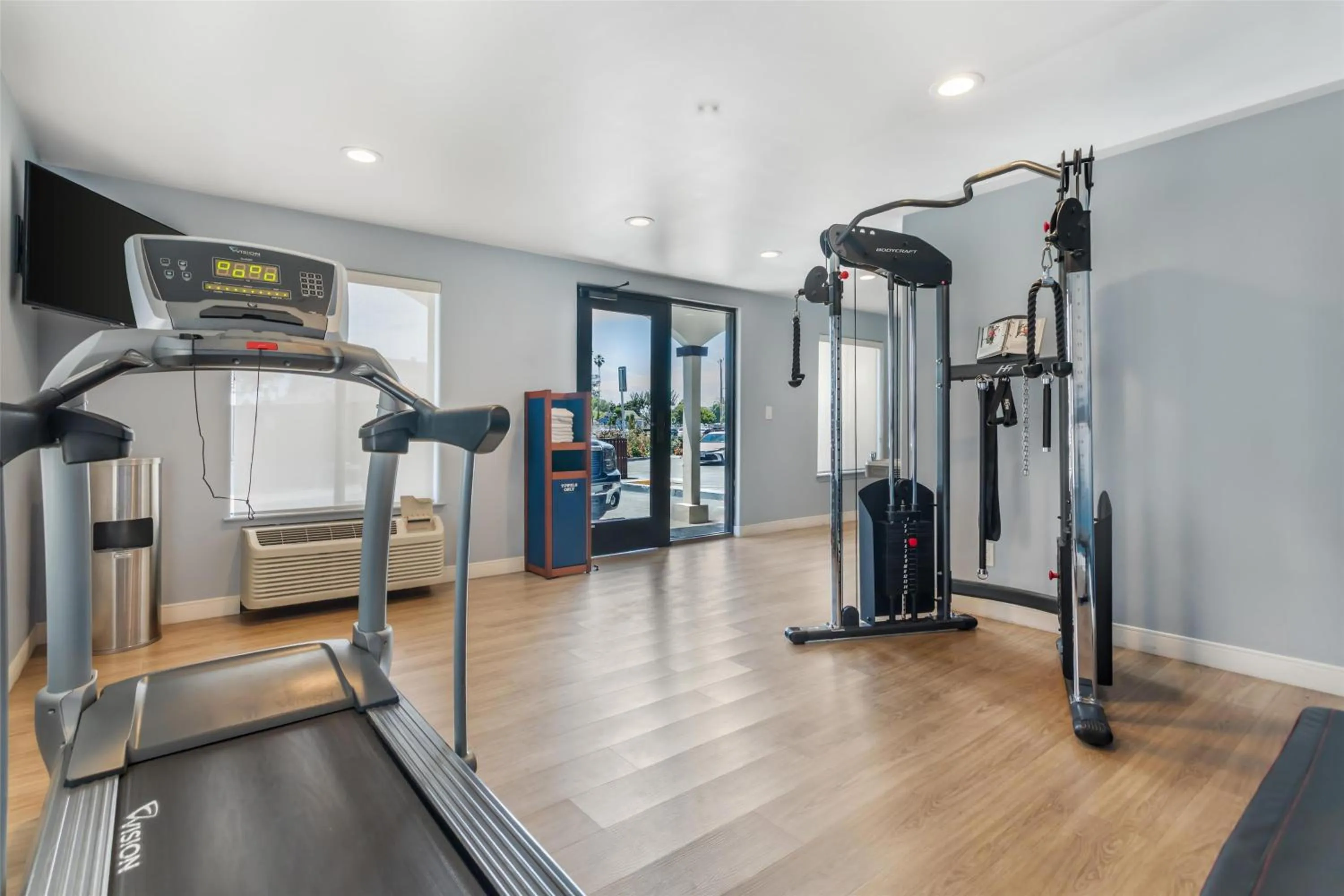 Fitness centre/facilities in Best Western Rose Garden Inn