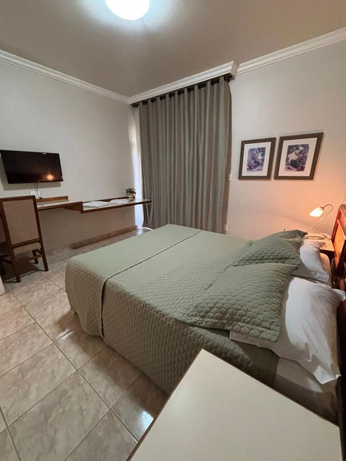 Bed in Tamareiras Park Hotel