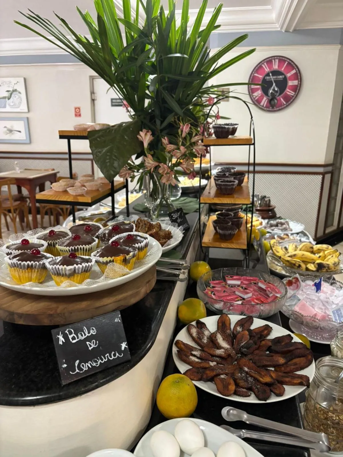 Breakfast in Tamareiras Park Hotel