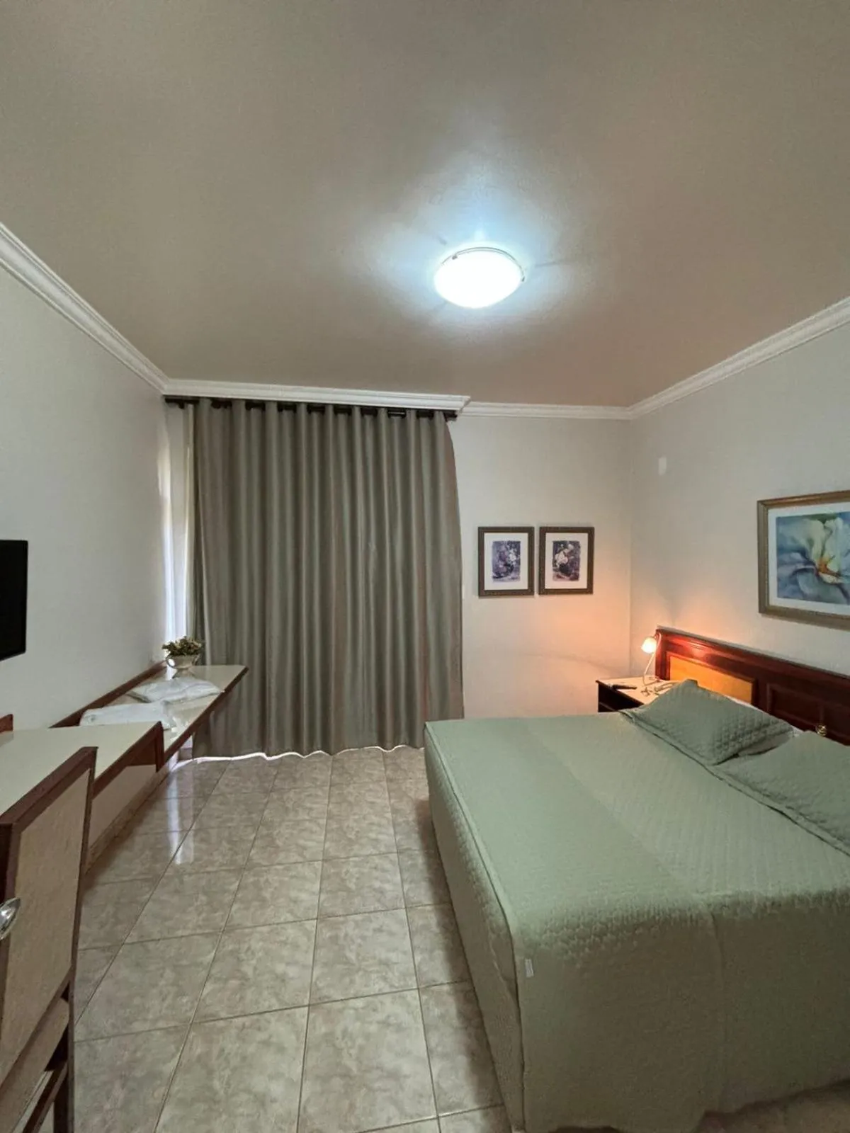 Photo of the whole room, Bed in Tamareiras Park Hotel