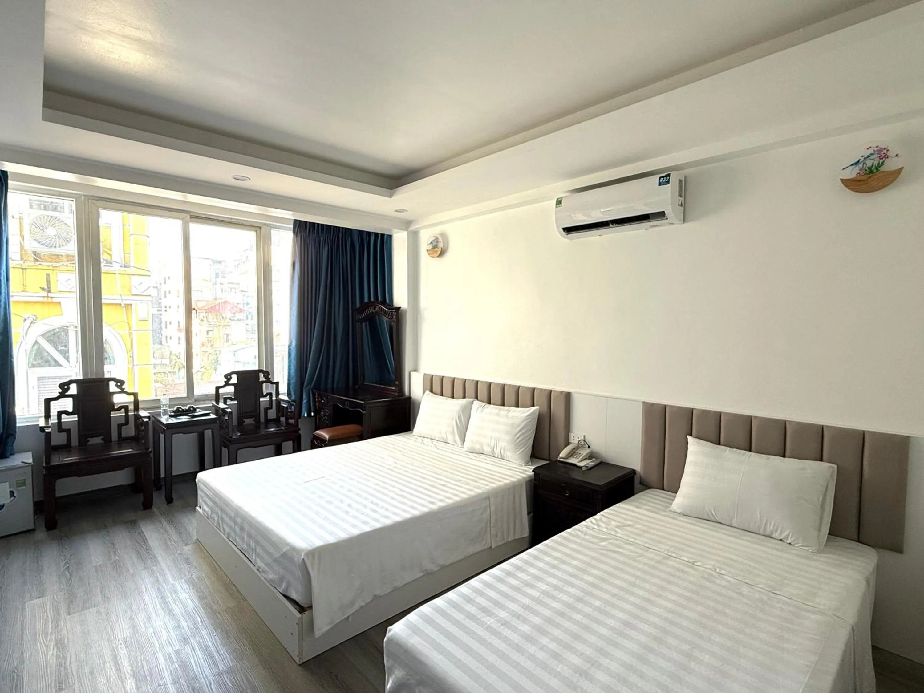 Bed in The Queen Hotel & Spa 2