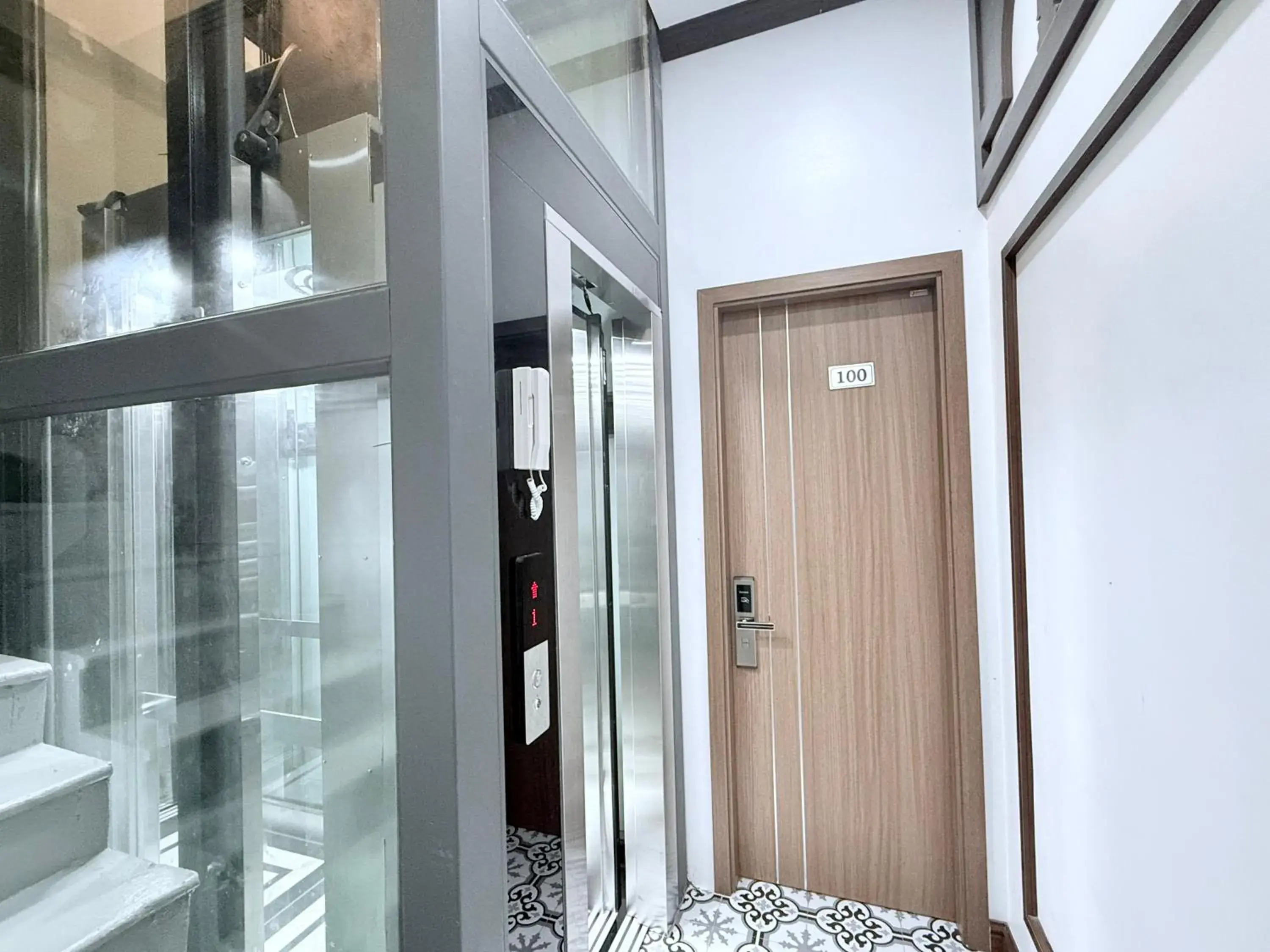 Property building in The Queen Hotel & Spa 2 Property building in The Queen Hotel & Spa 2