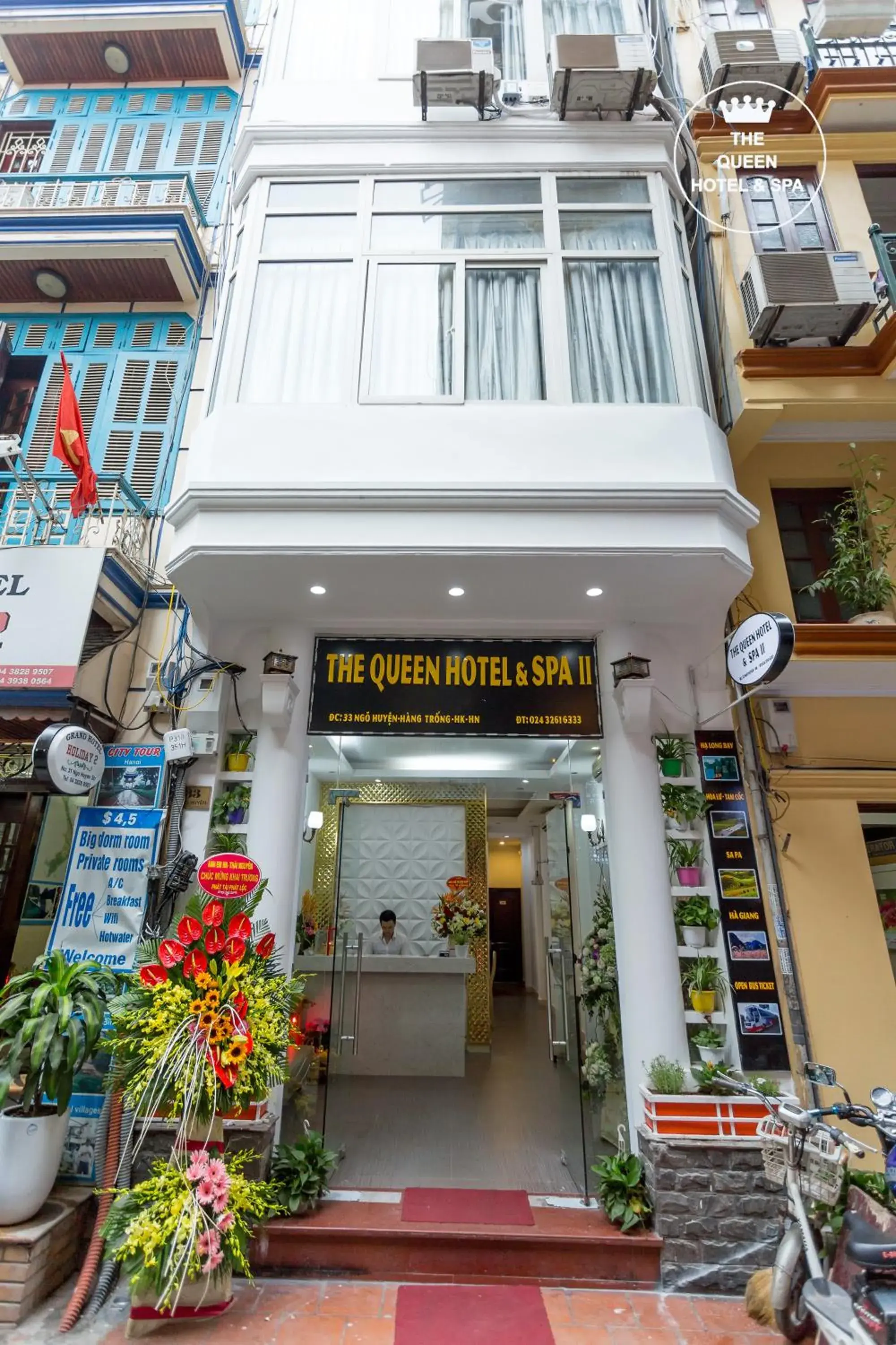 Property building in The Queen Hotel & Spa 2 Property building in The Queen Hotel & Spa 2