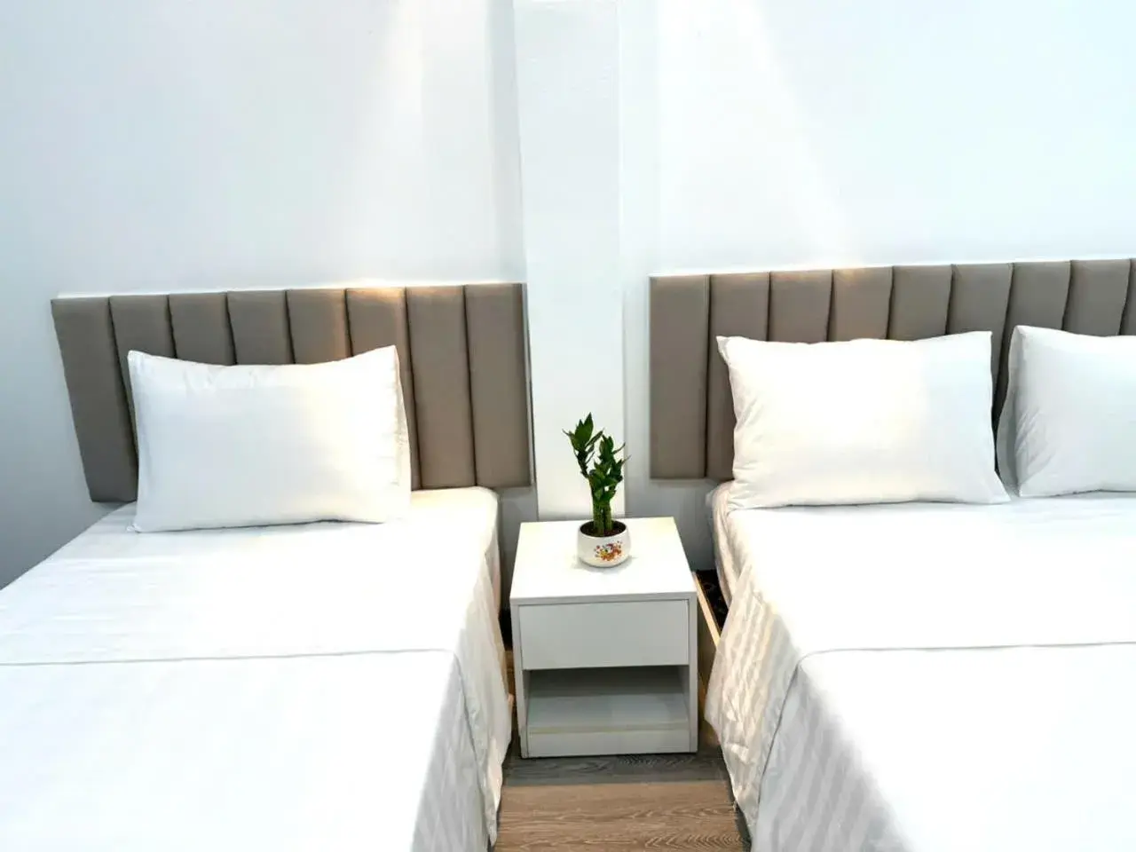 Bed in The Queen Hotel & Spa 2 Bed in The Queen Hotel & Spa 2