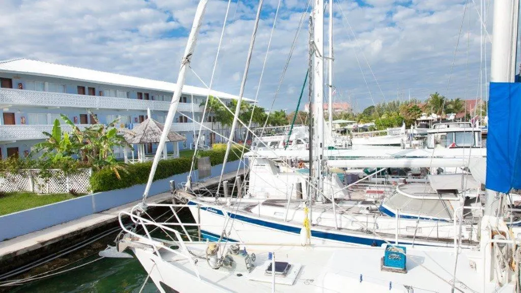 Flamingo Bay Hotel & Marina