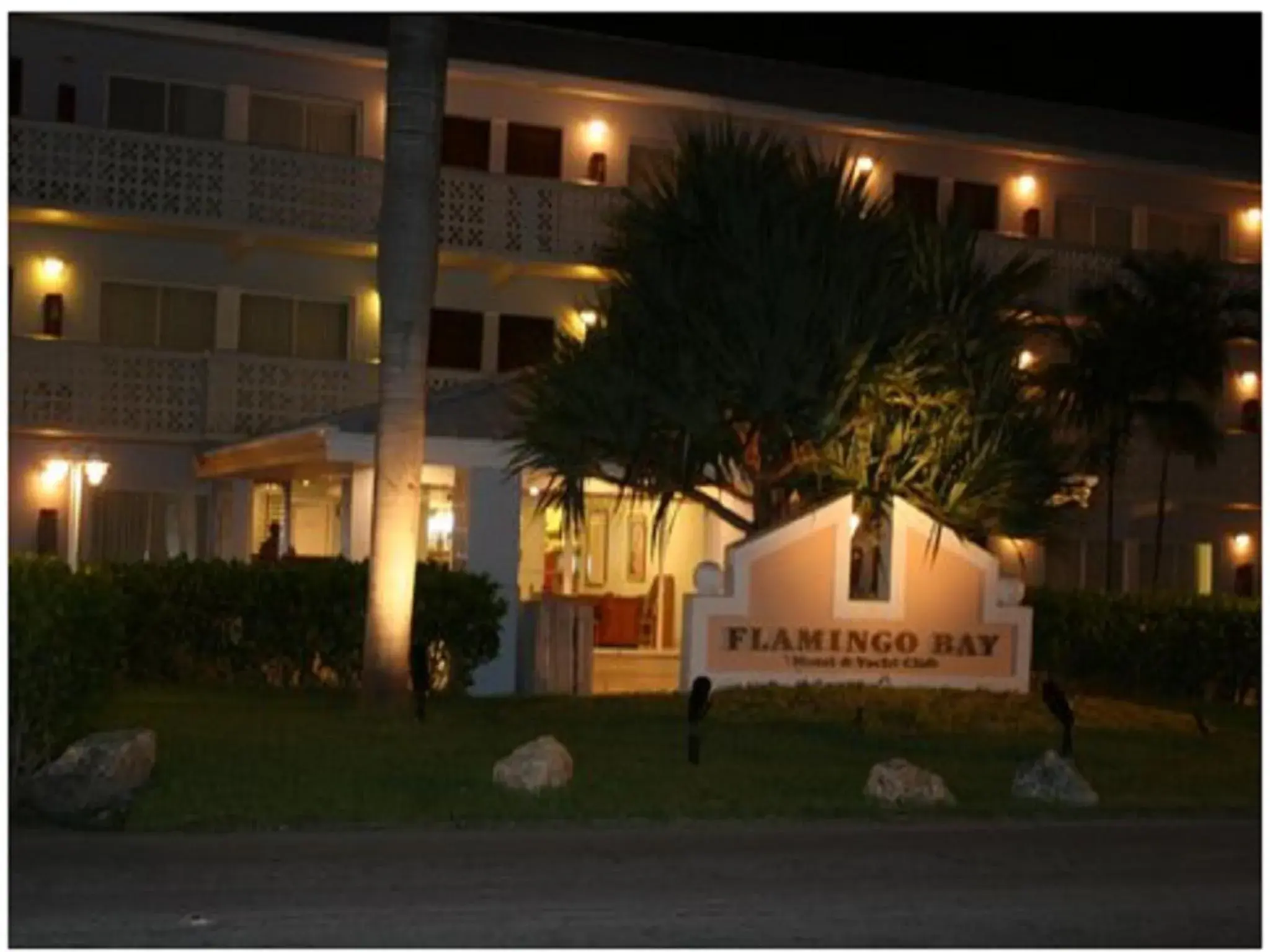 Facade/entrance in Flamingo Bay Hotel & Marina Facade/entrance in Flamingo Bay Hotel & Marina