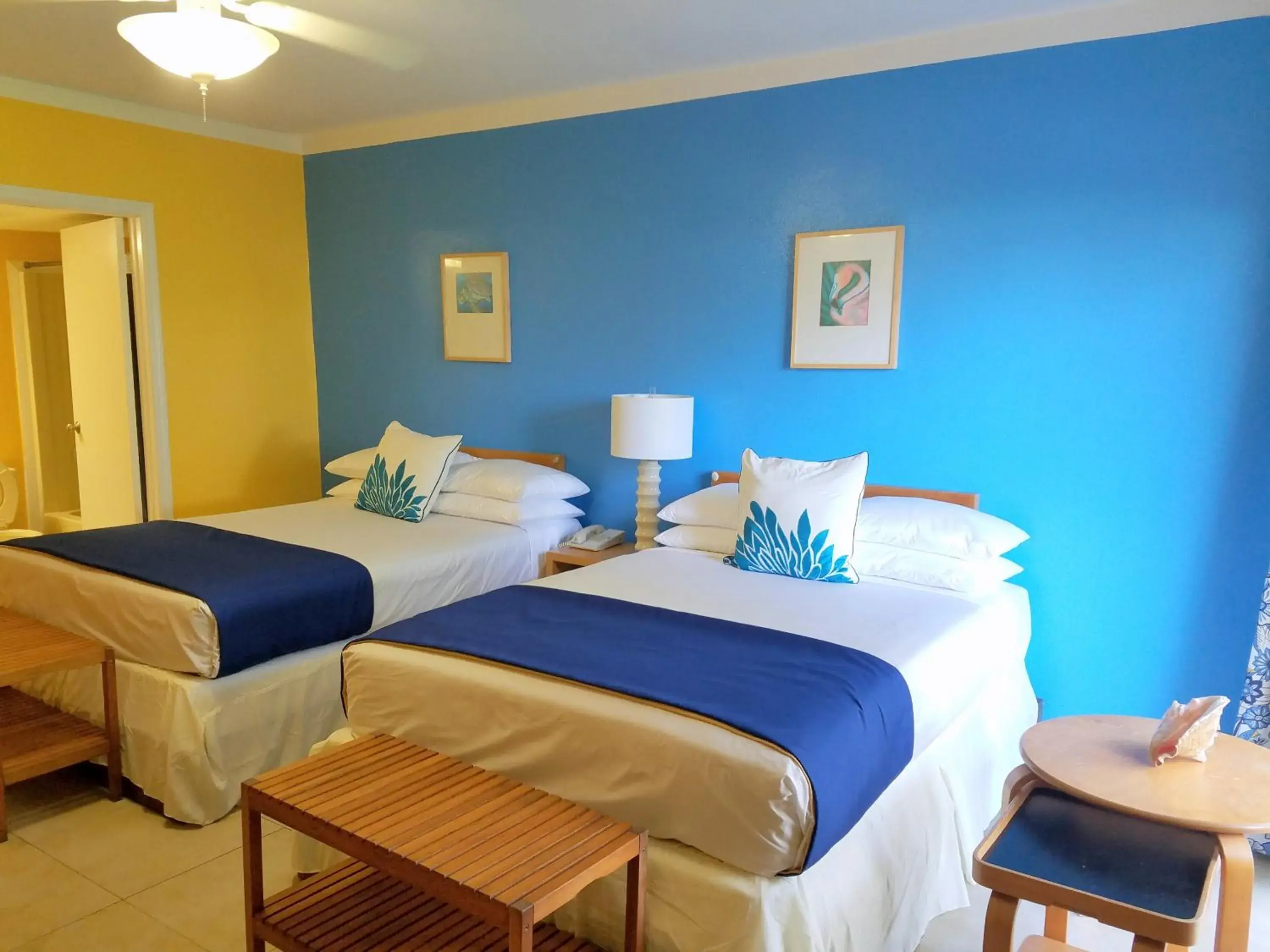 Bed in Flamingo Bay Hotel & Marina Bed in Flamingo Bay Hotel & Marina