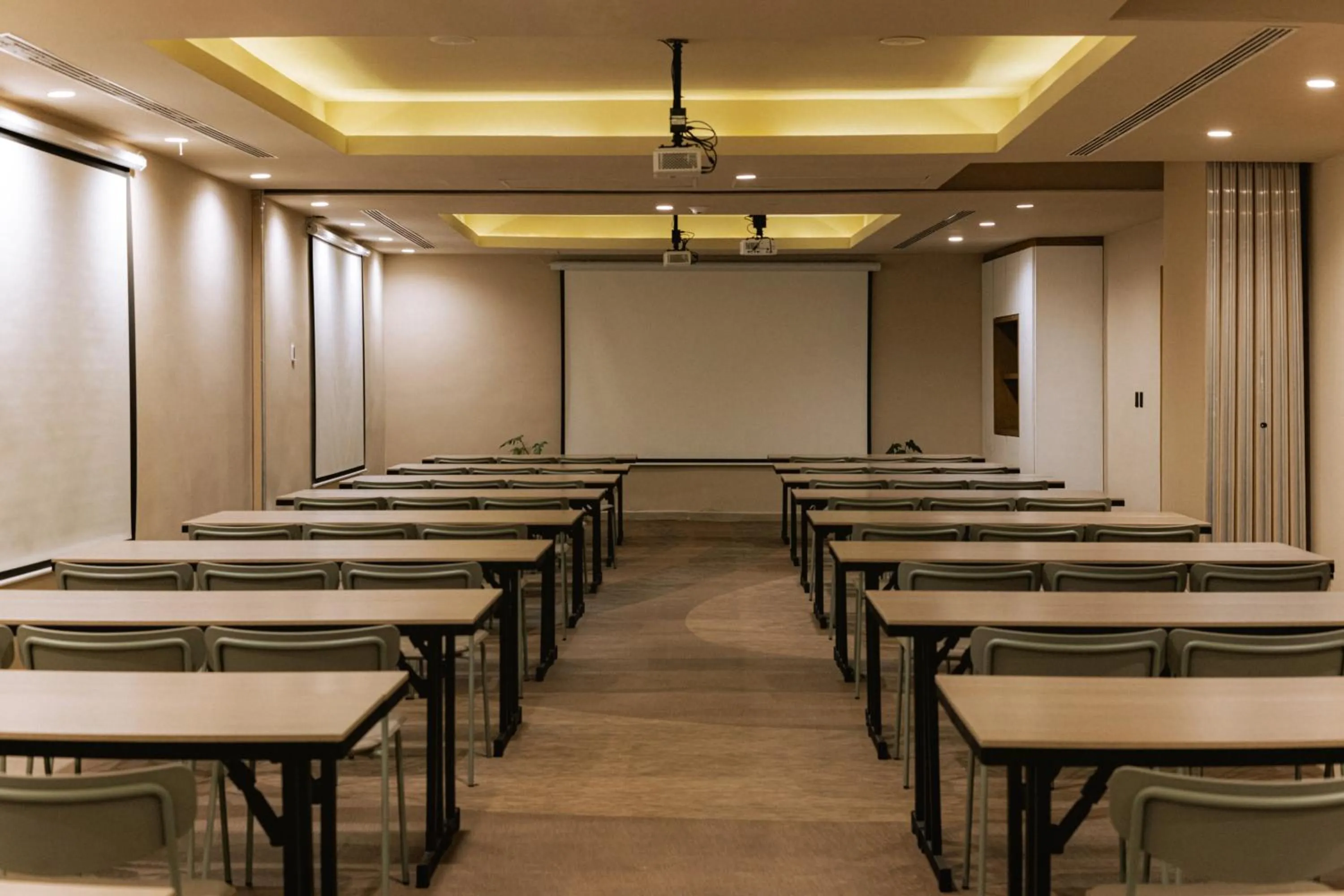 Business facilities in Grand Sirenis Riviera Maya Resort & Spa All Inclusive