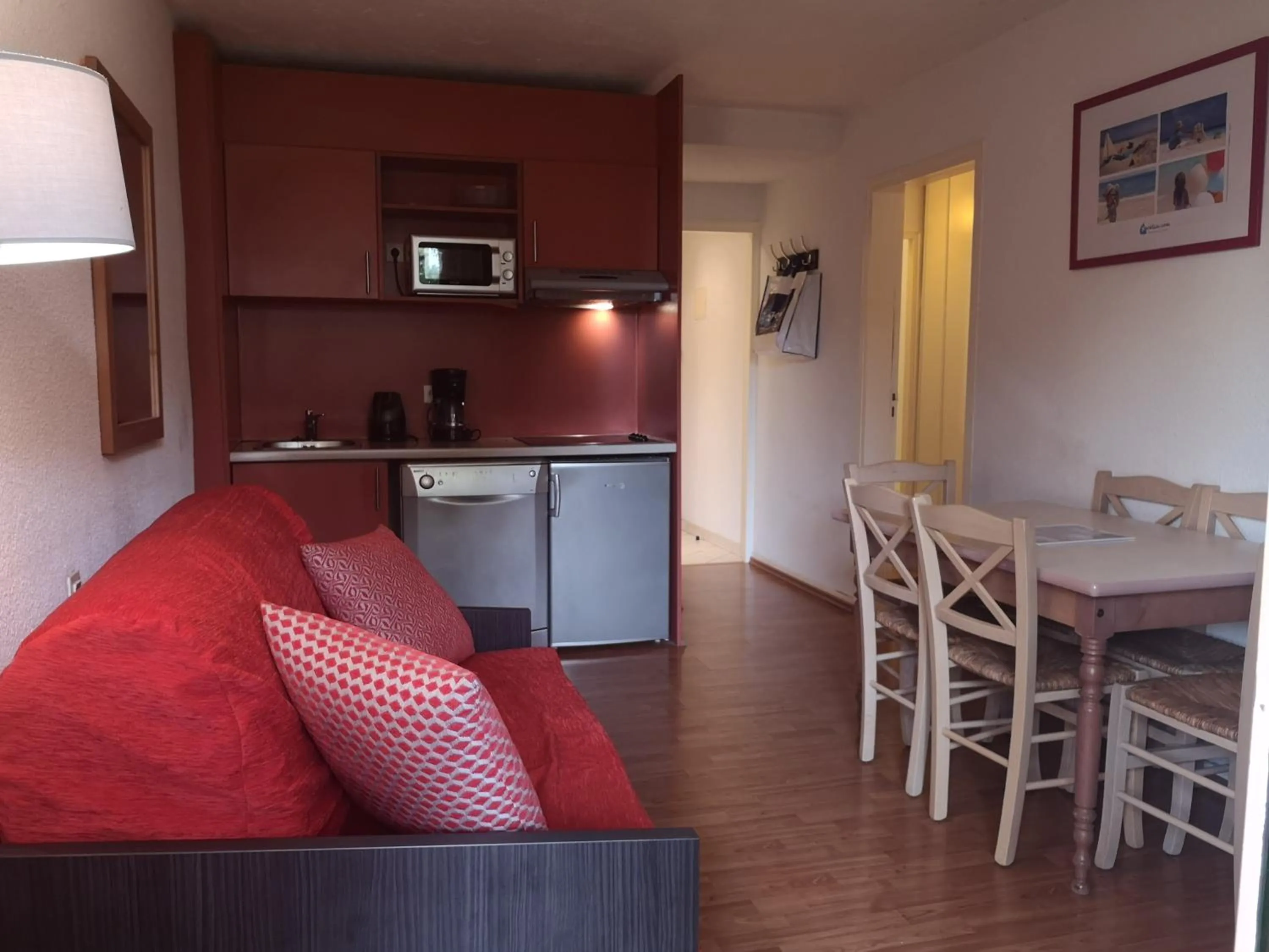 Kitchen or kitchenette in Résidence Goélia Les Jardins d'Azur