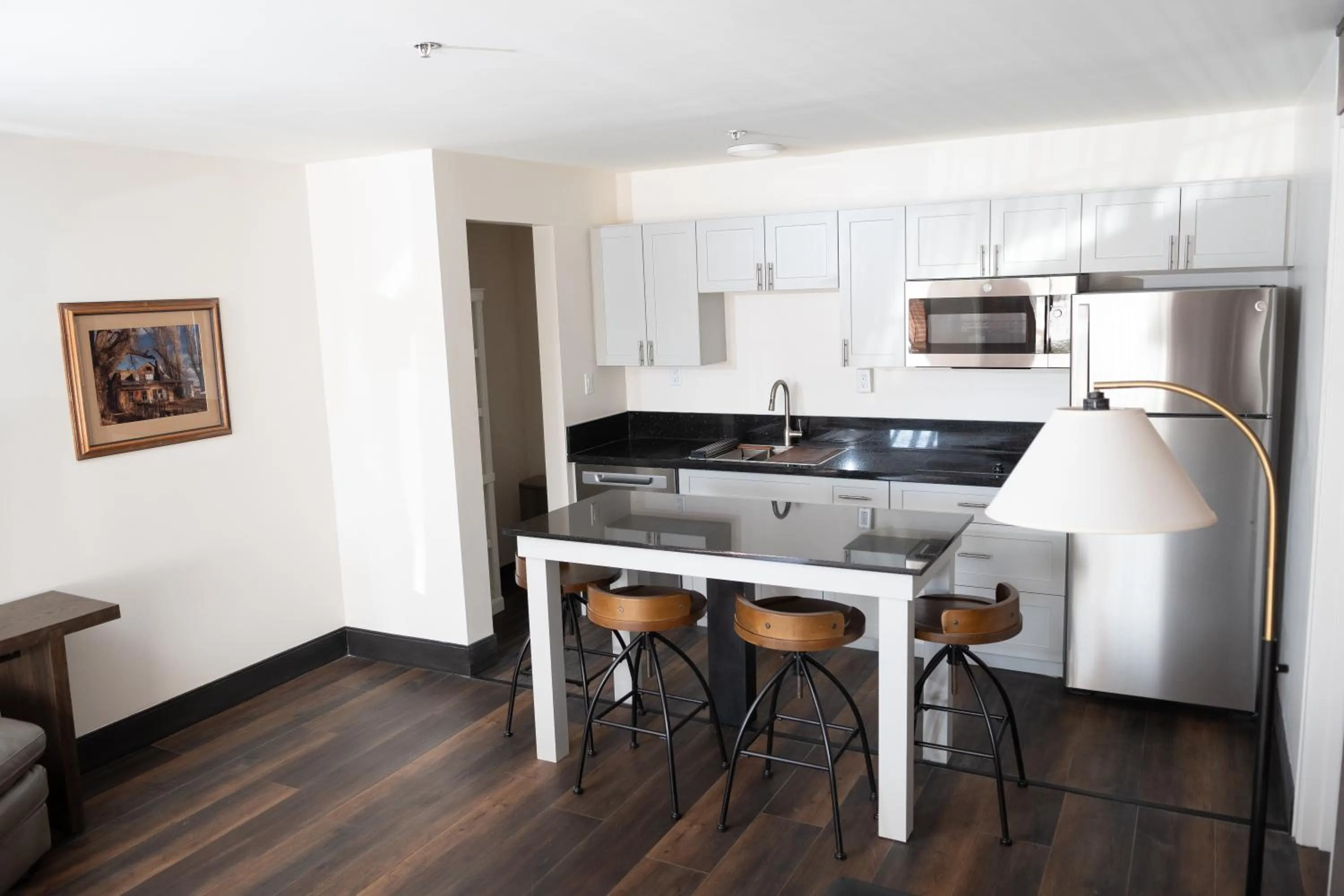 Carson Valley Motor Lodge and Suites