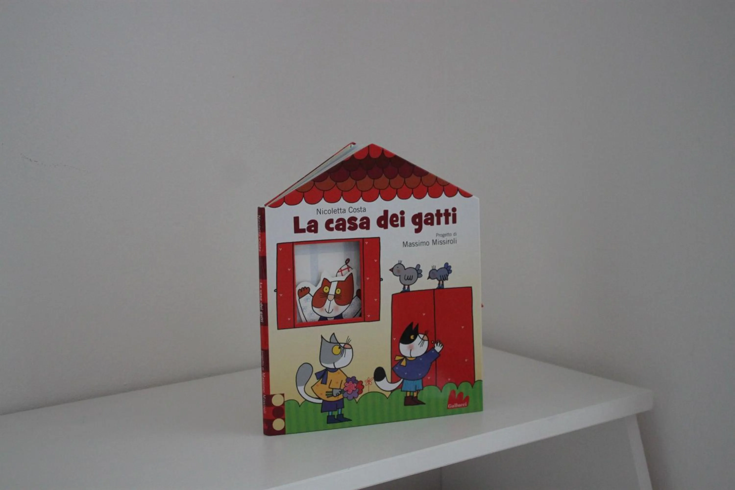 Decorative detail in La casa dei gatti