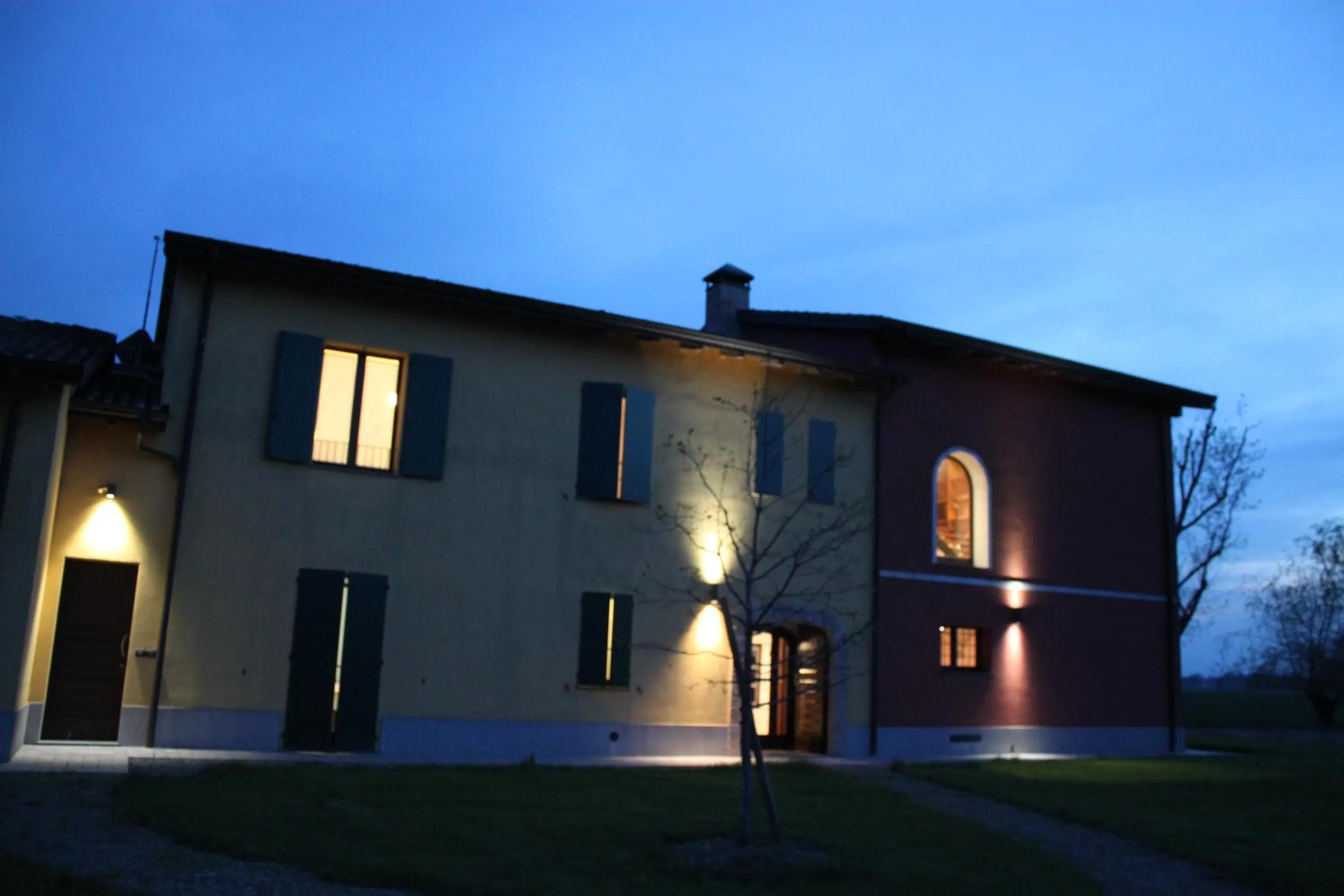 Property building in La casa dei gatti