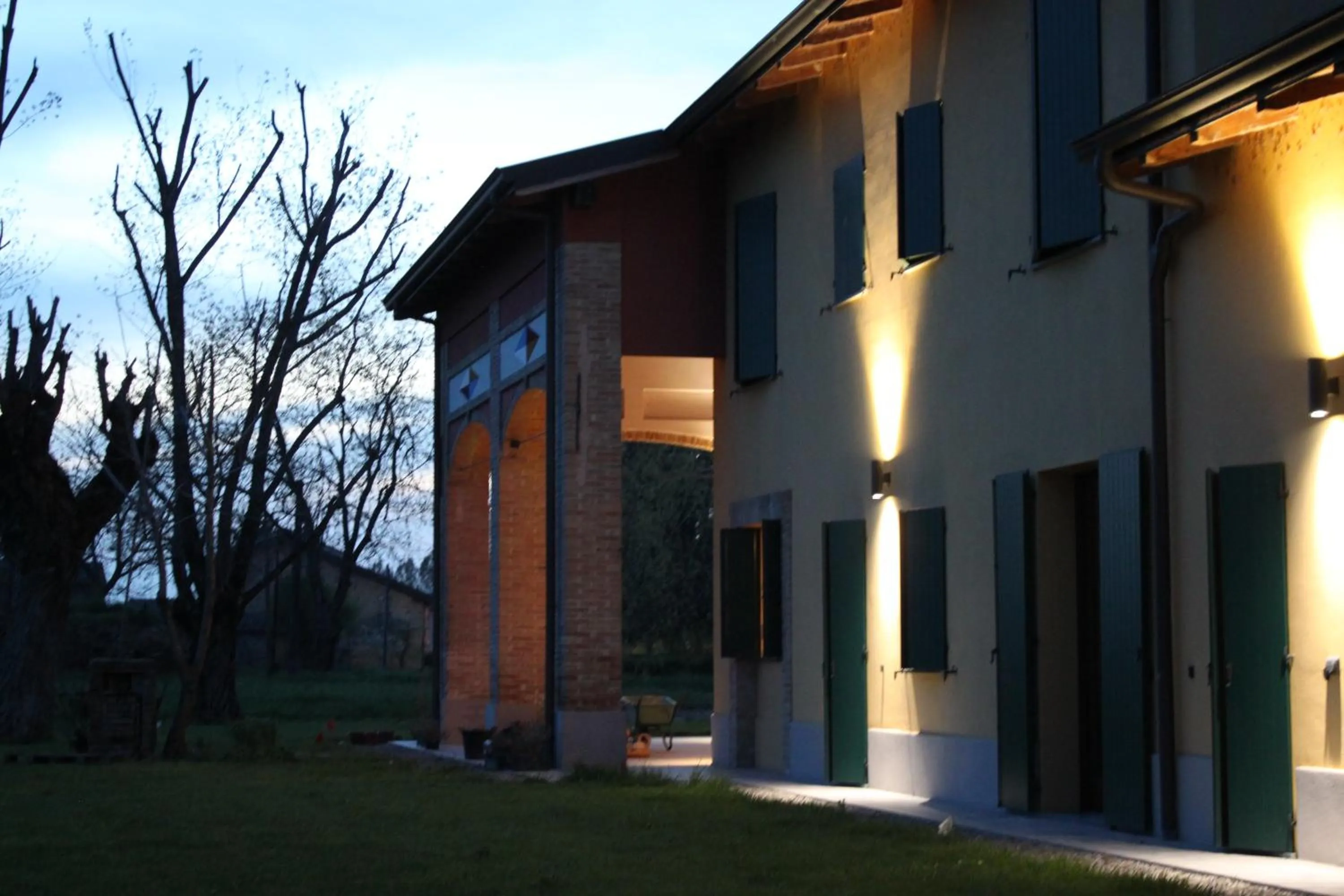 Property building in La casa dei gatti