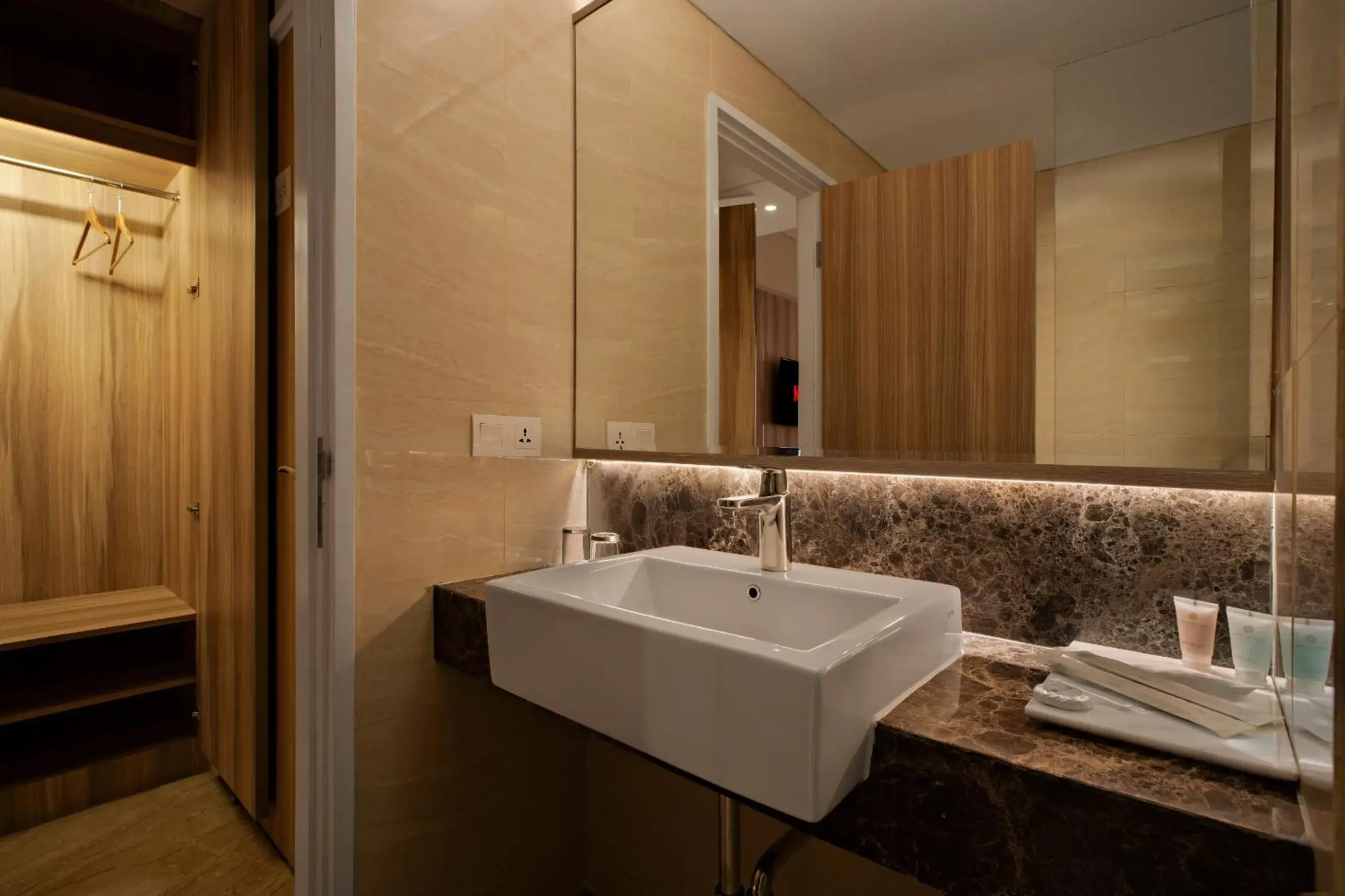 Deluxe Premier Twin in Grand Orchardz Hotel Kemayoran Jakarta Deluxe Premier Twin in Grand Orchardz Hotel Kemayoran Jakarta